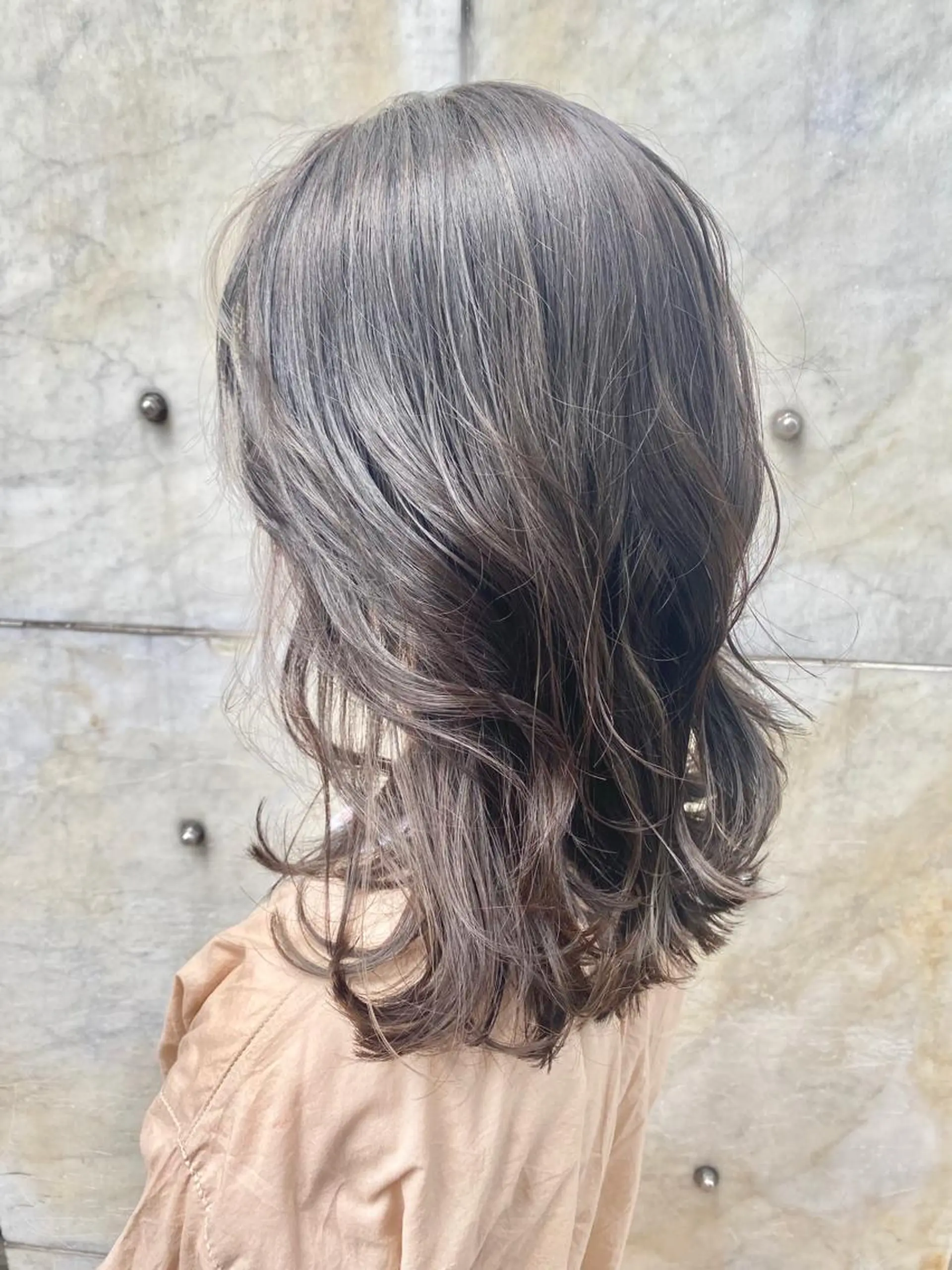 セミロング JIL BLAN所属・JIL BLAN NAOのヘアスタイル