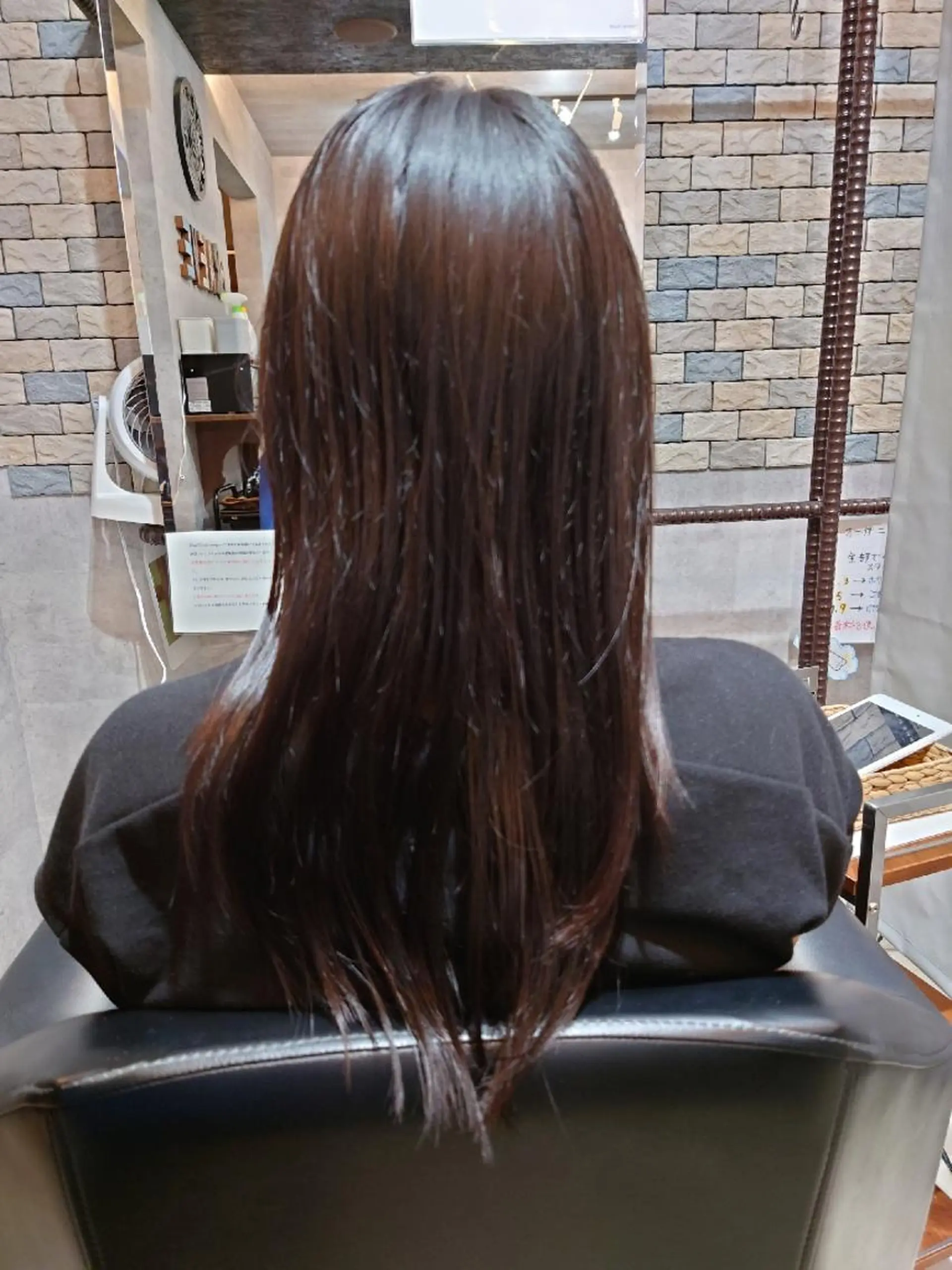 ロング レイヤーカット 浅野  勇貴のヘアスタイル