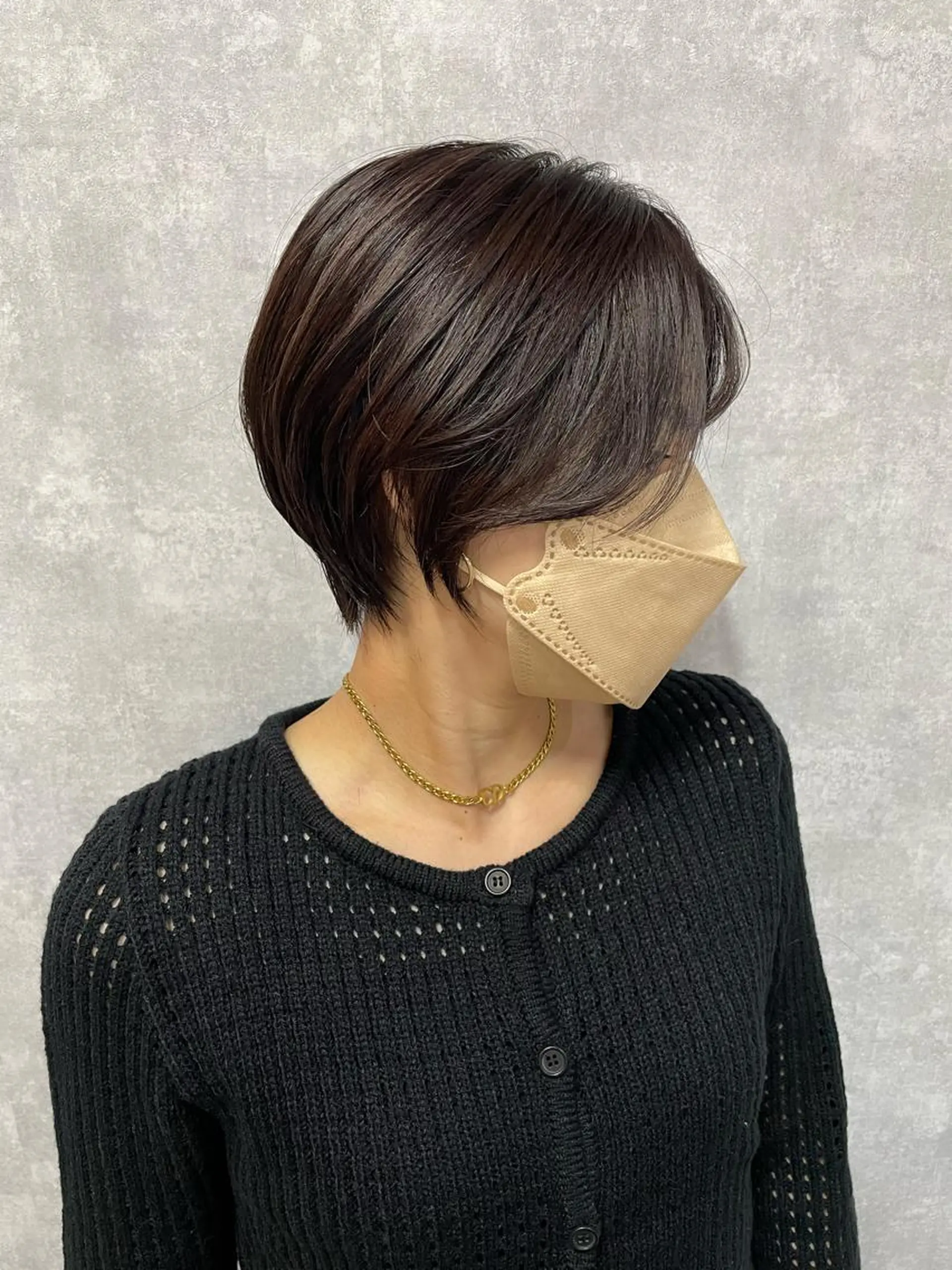 ショート 切りっぱなしボブ ショートボブ ハンサムショート 丸みショート アッシュ カット ヘアカラー トリートメント C’LD hair  produce /シールドヘア所属・モテ髪/ボブ/ショー ト/アダチフウトのヘアスタイル