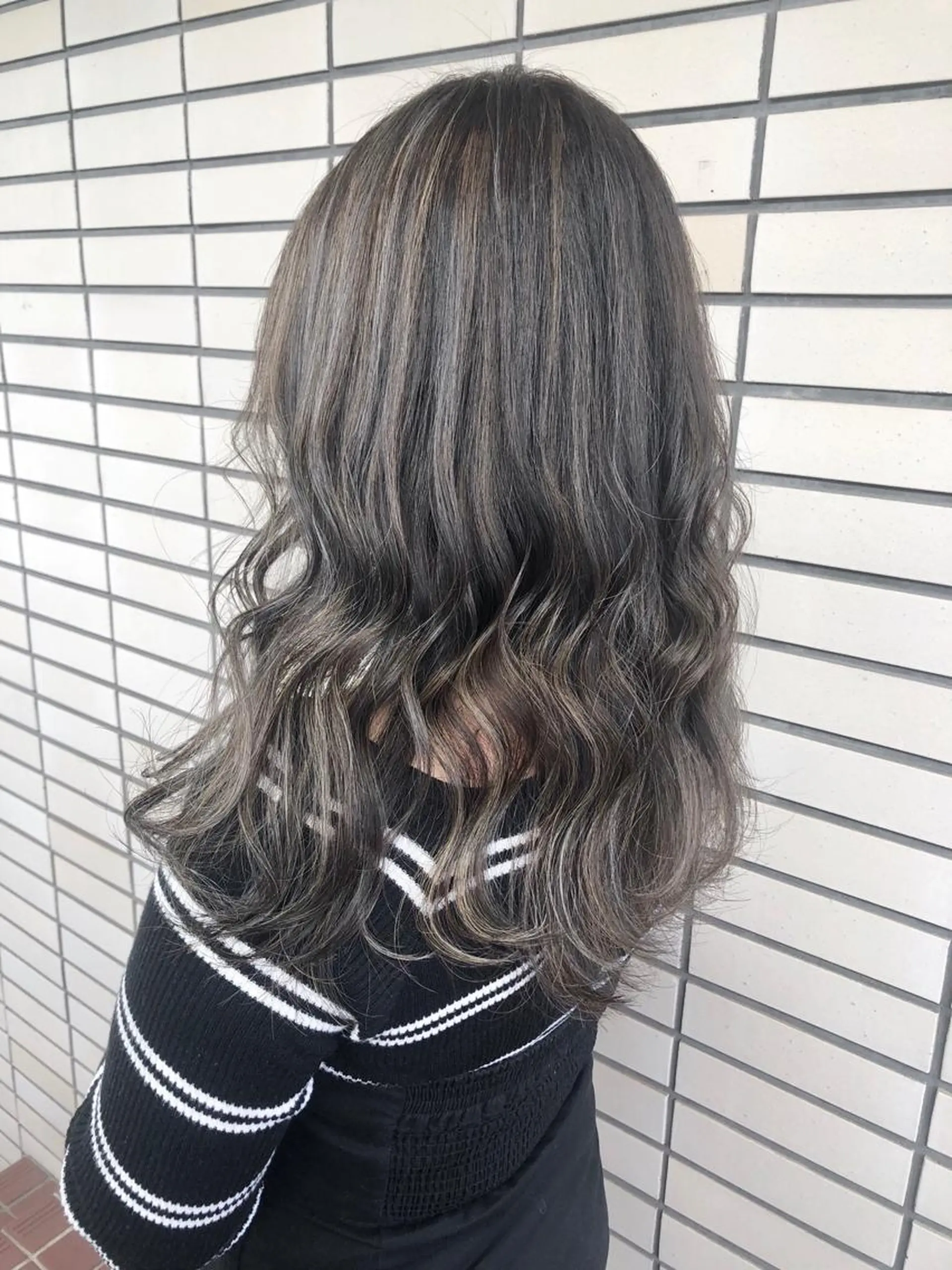 ロング カラー ハイライトカラー ハイライト 2nd所属・🤍2nd🤍田所 美希のヘアスタイル