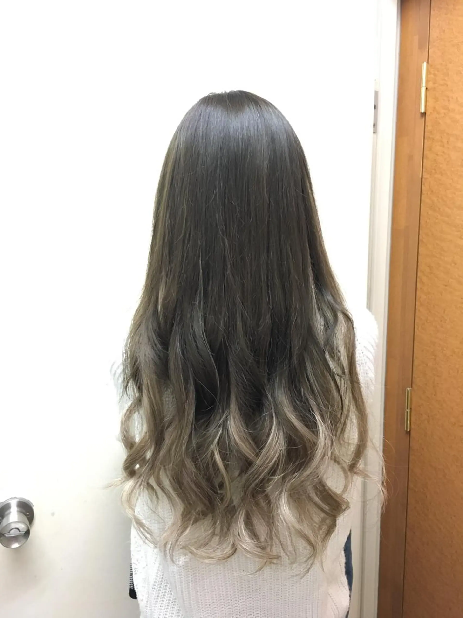 セミロング ロング カラー グラデーションカラー エクステ リピート指名no.1 /ruiのヘアスタイル