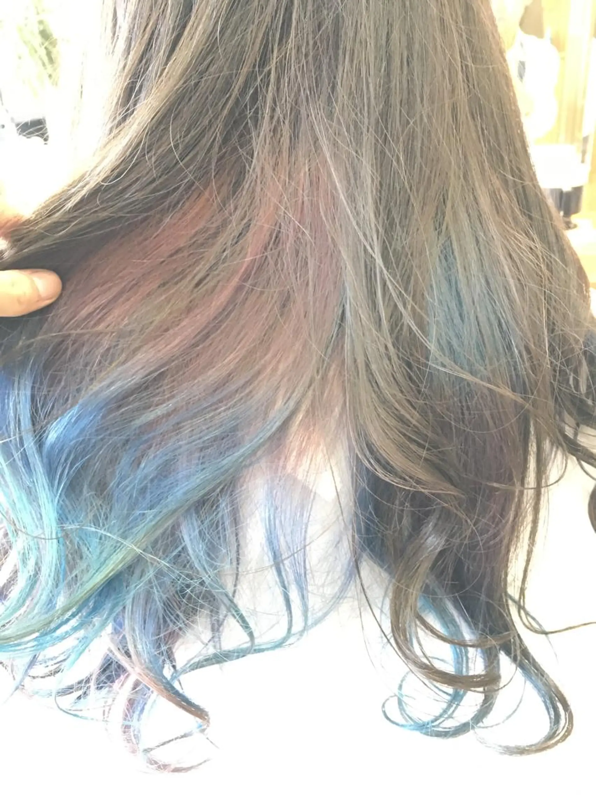 ミディアム カラー カット トリートメント 白髪ぼかしハイライト 柳川拓哉のヘアスタイル