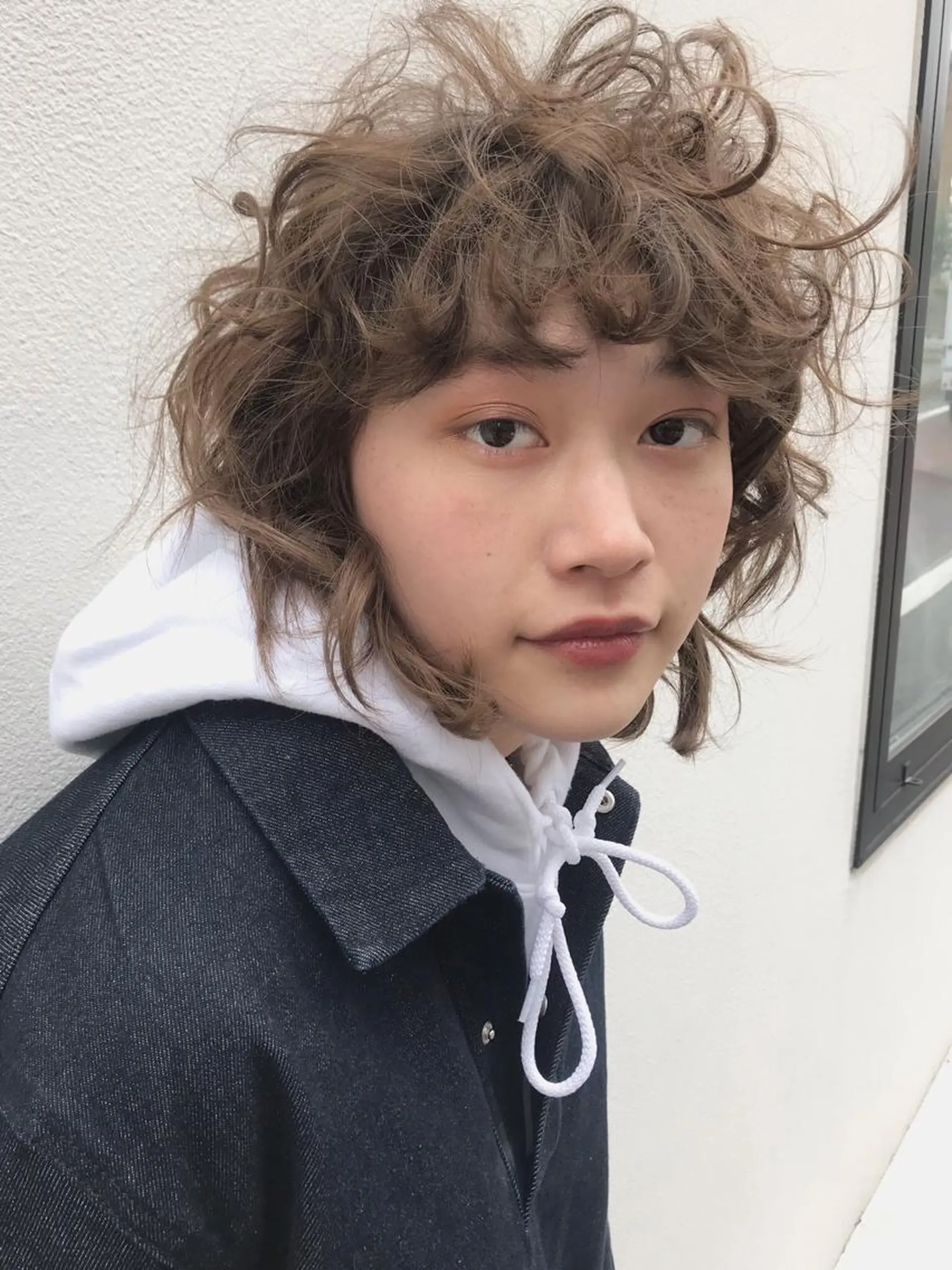 ミディアム カラー パーマ ミディアムパーマ ウルフカット カット パーマ トリートメント 🧼柴田 健太郎🧼のヘアスタイル
