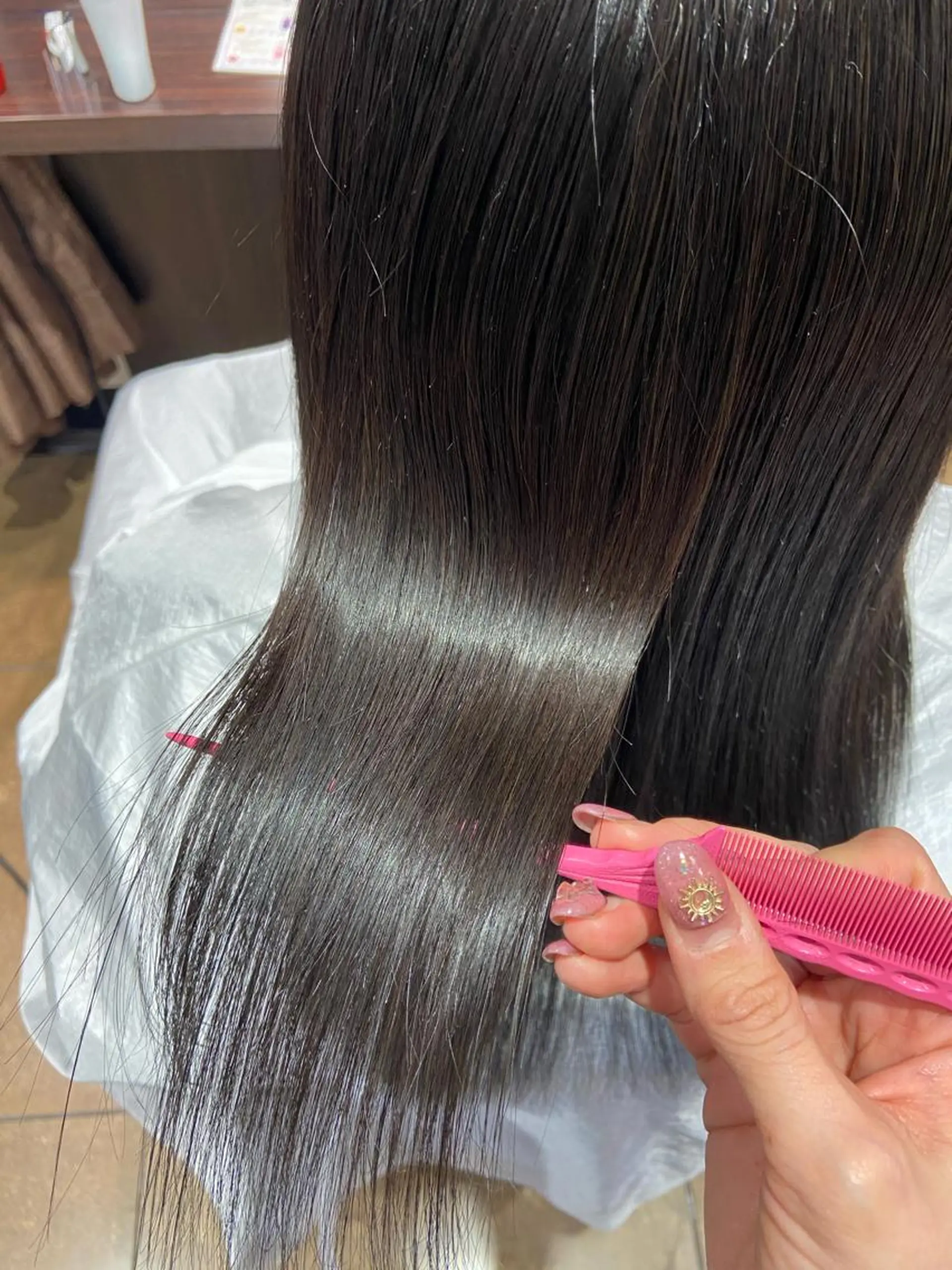 ミディアム カラー カット 縮毛矯正 トリートメント 🧸プルエクステ❤︎ ネイルKAO🧸のヘアスタイル