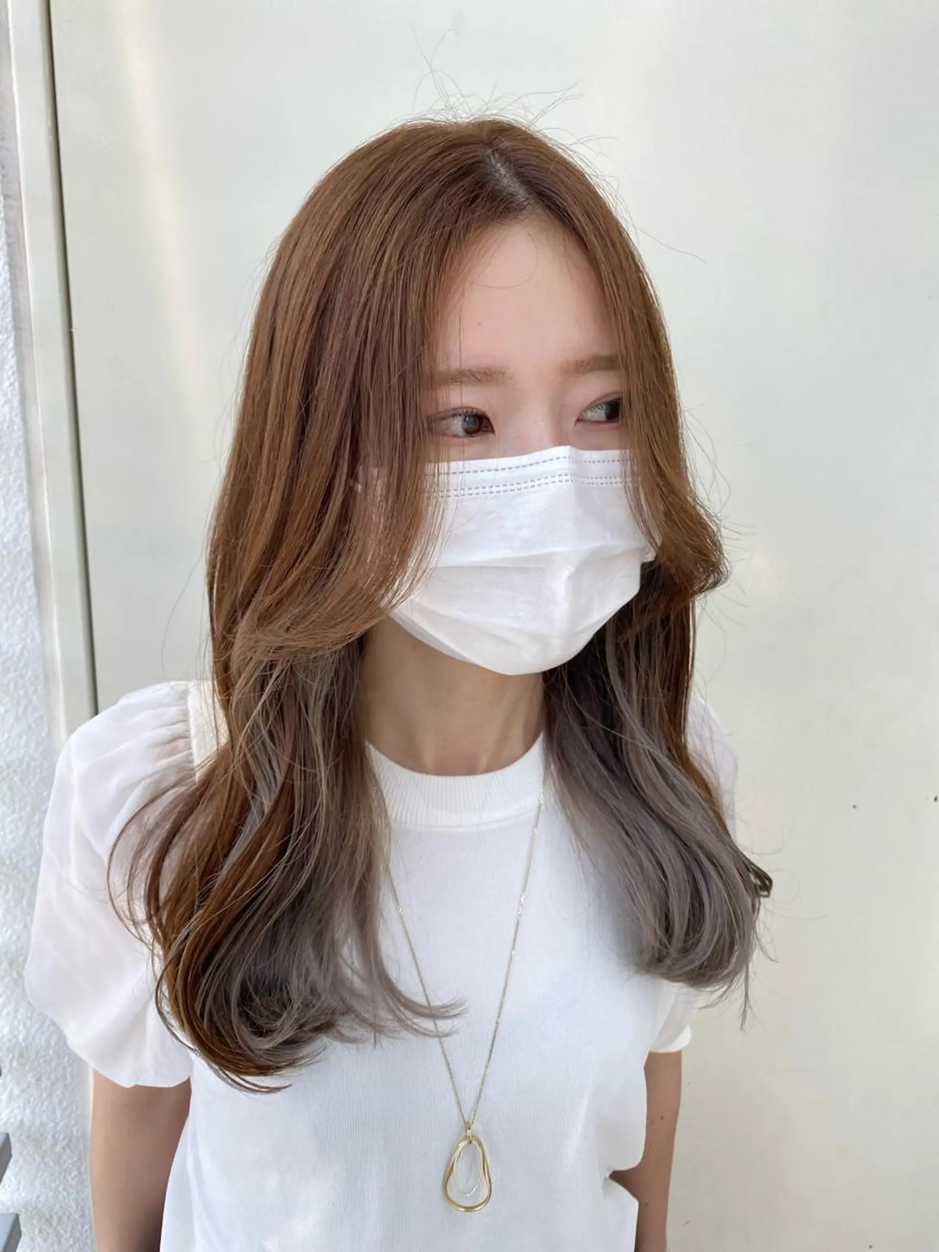 セミロング カラー 韓国ヘア顔周りカット 艶髪ベージュtamaのヘアスタイル