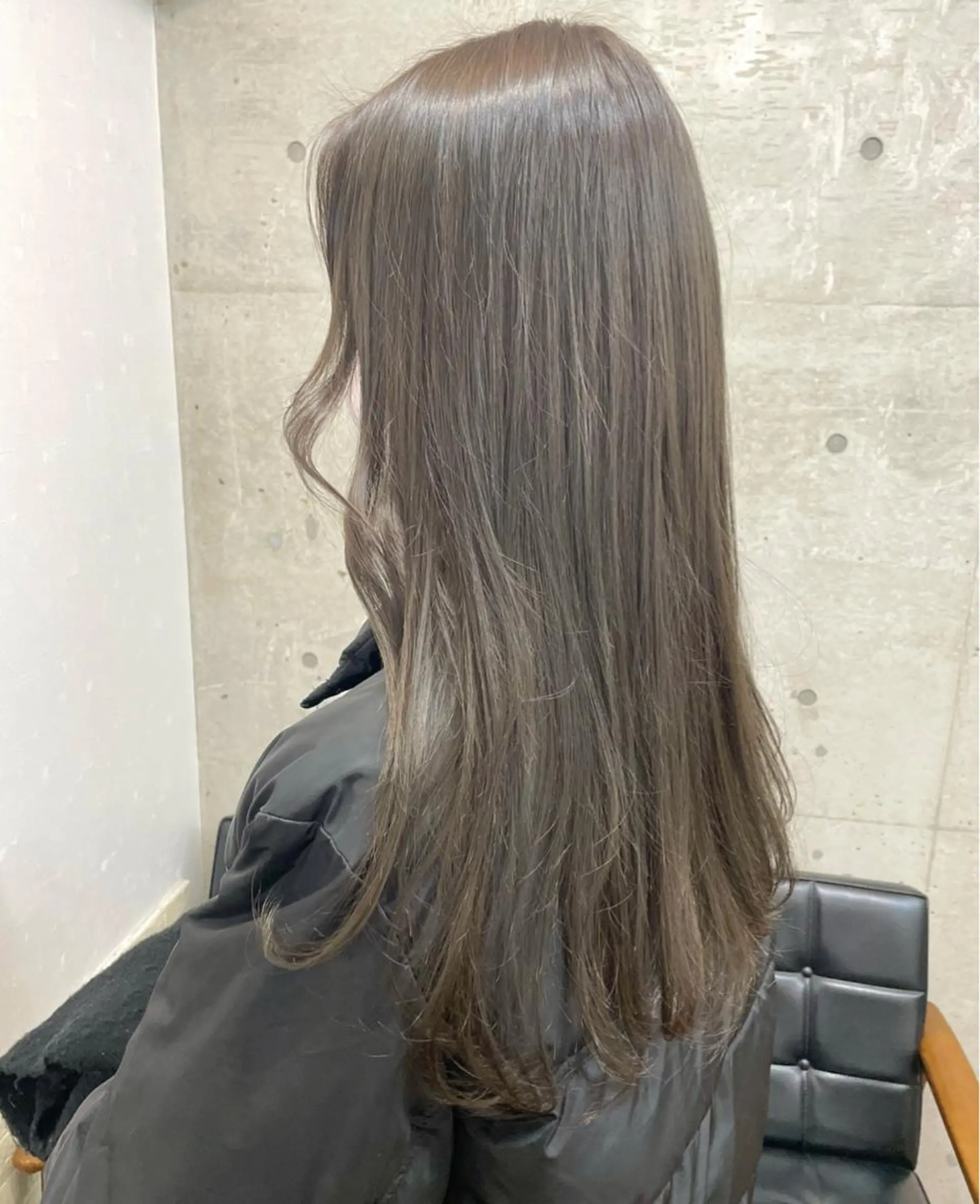 ロング Luce横浜店所属・yuu 🪴 透明感 カラー/メンズパーマのヘアスタイル