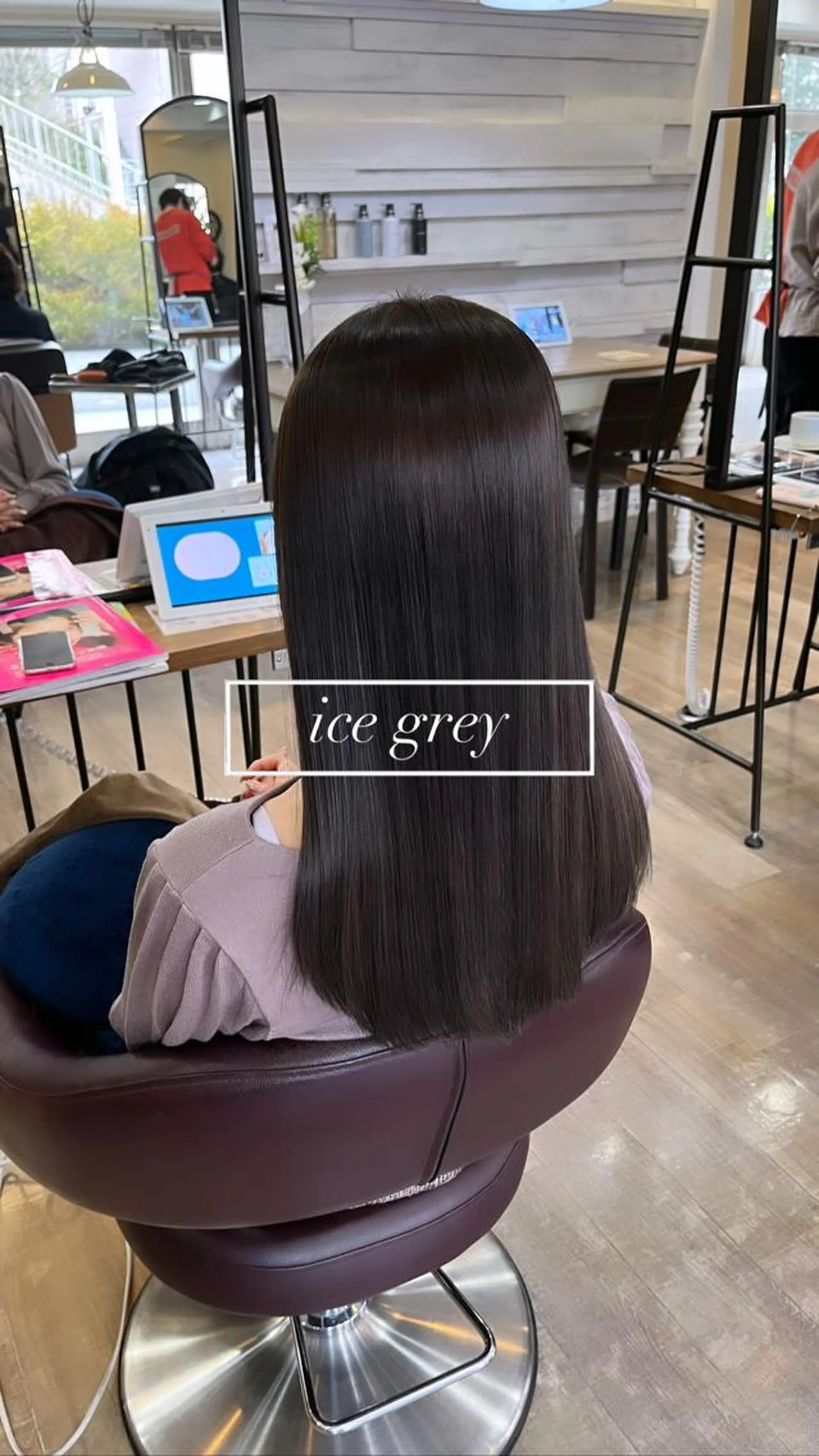 ロング メンズバレイヤージュ 斉藤春のヘアスタイル