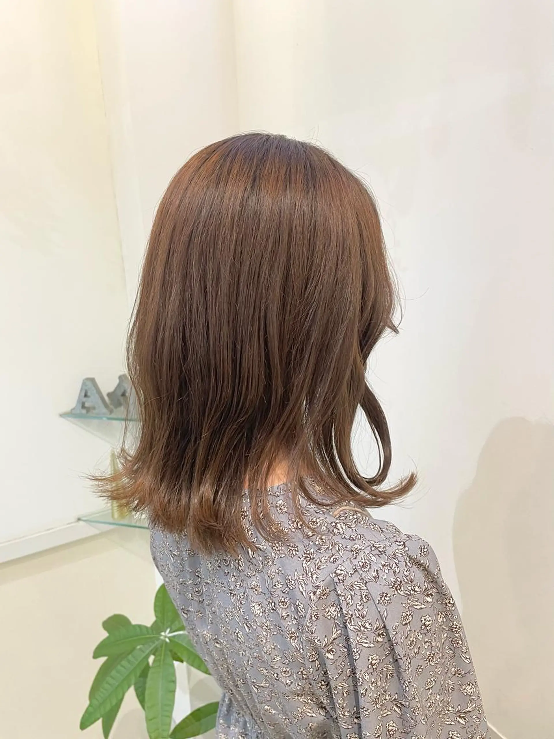 セミロング カラー 髪質改善カラー🤍 エクステ✨君島由実子のヘアスタイル