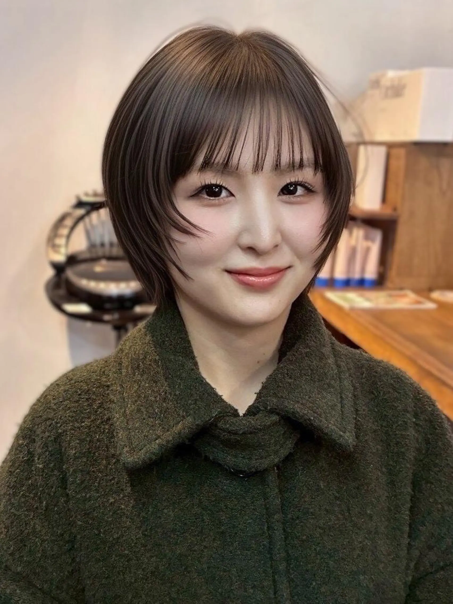 ショート カラー 透明感カラー loty ぼりのヘアスタイル