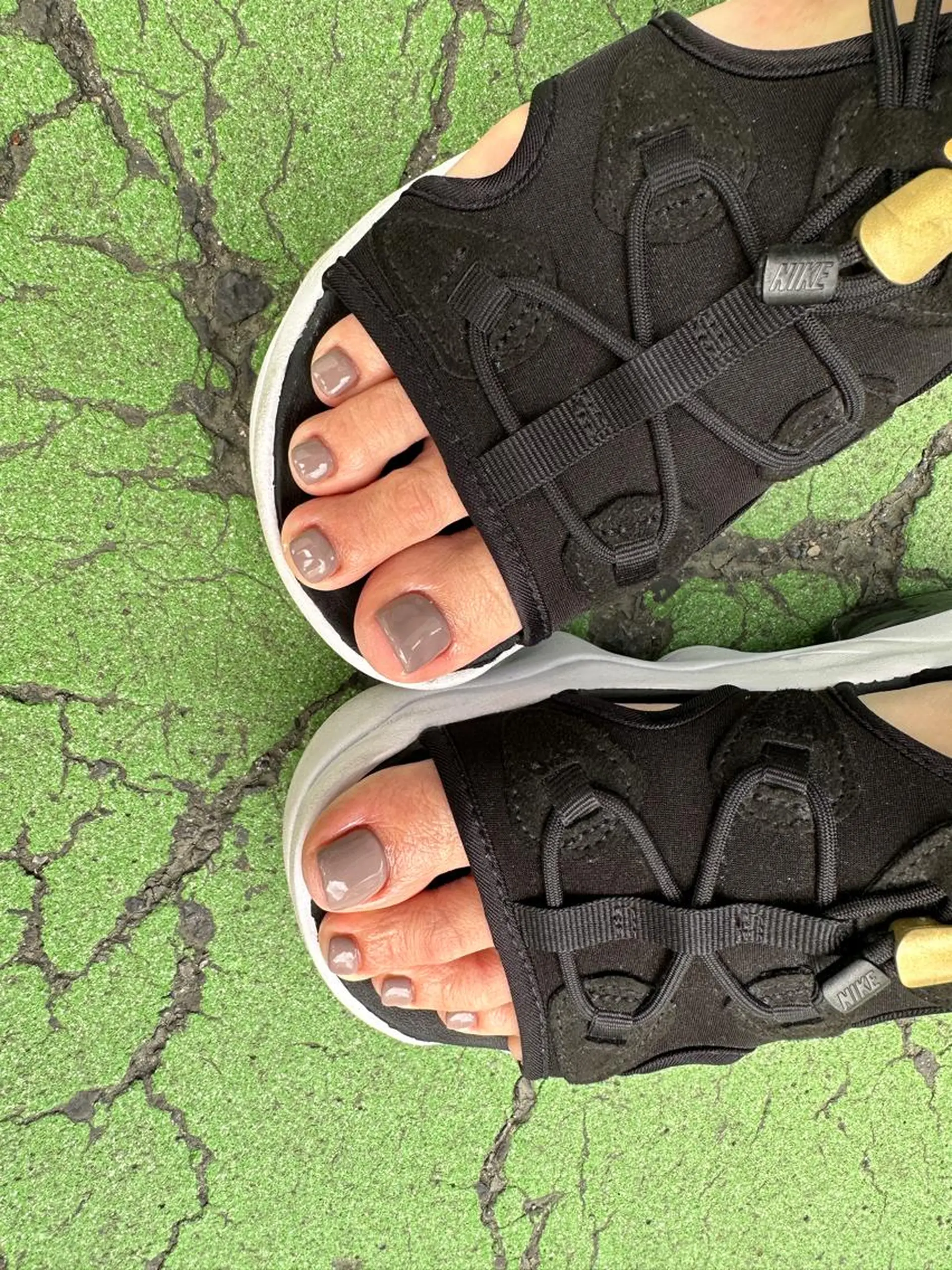 ネイル フットネイル ワンカラーネイル Melia【メリア】所属・Melia ruiのネイルデザイン