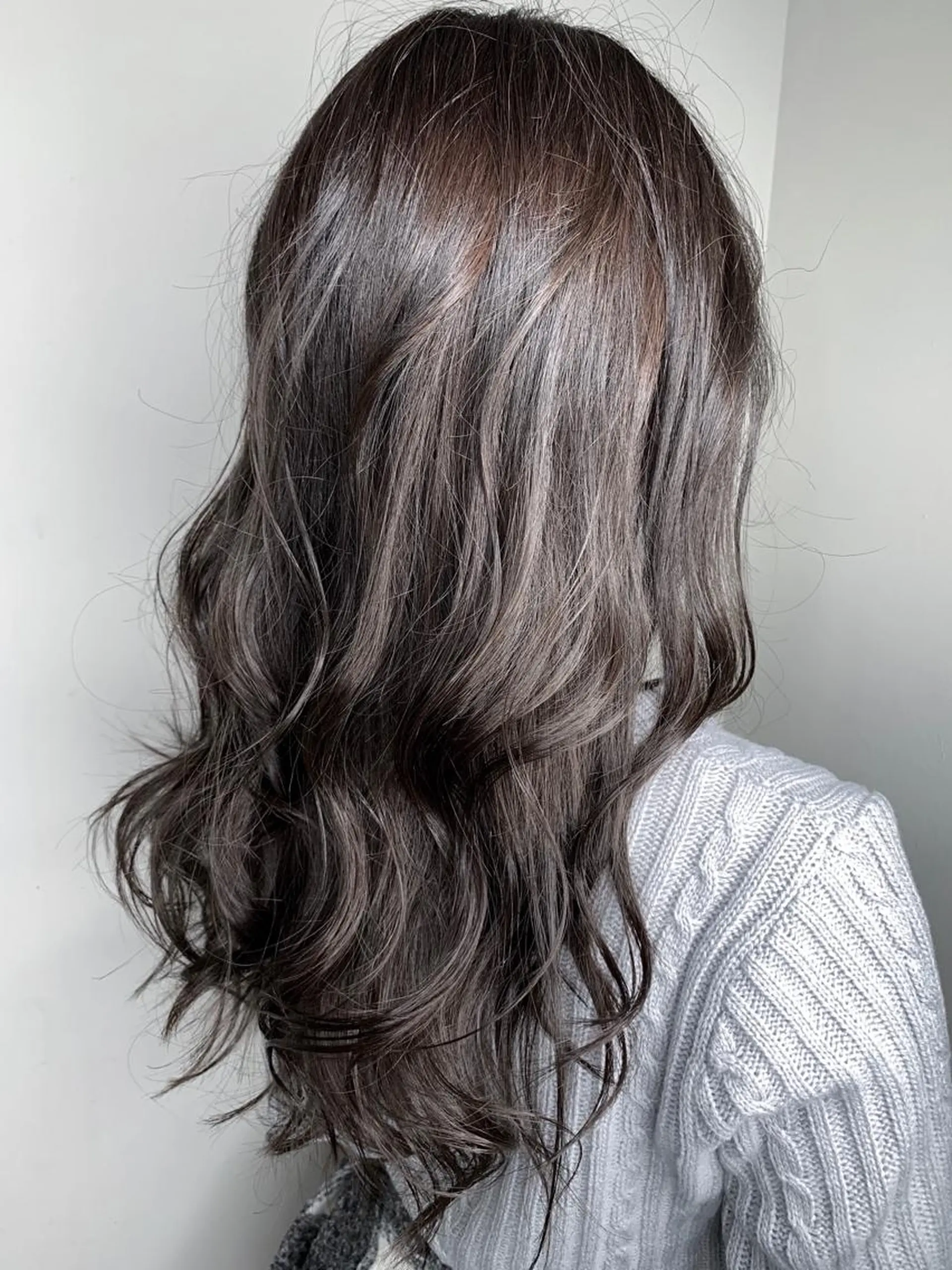セミロング カラー グレージュ 🌈 DAIKI 🌈のヘアスタイル