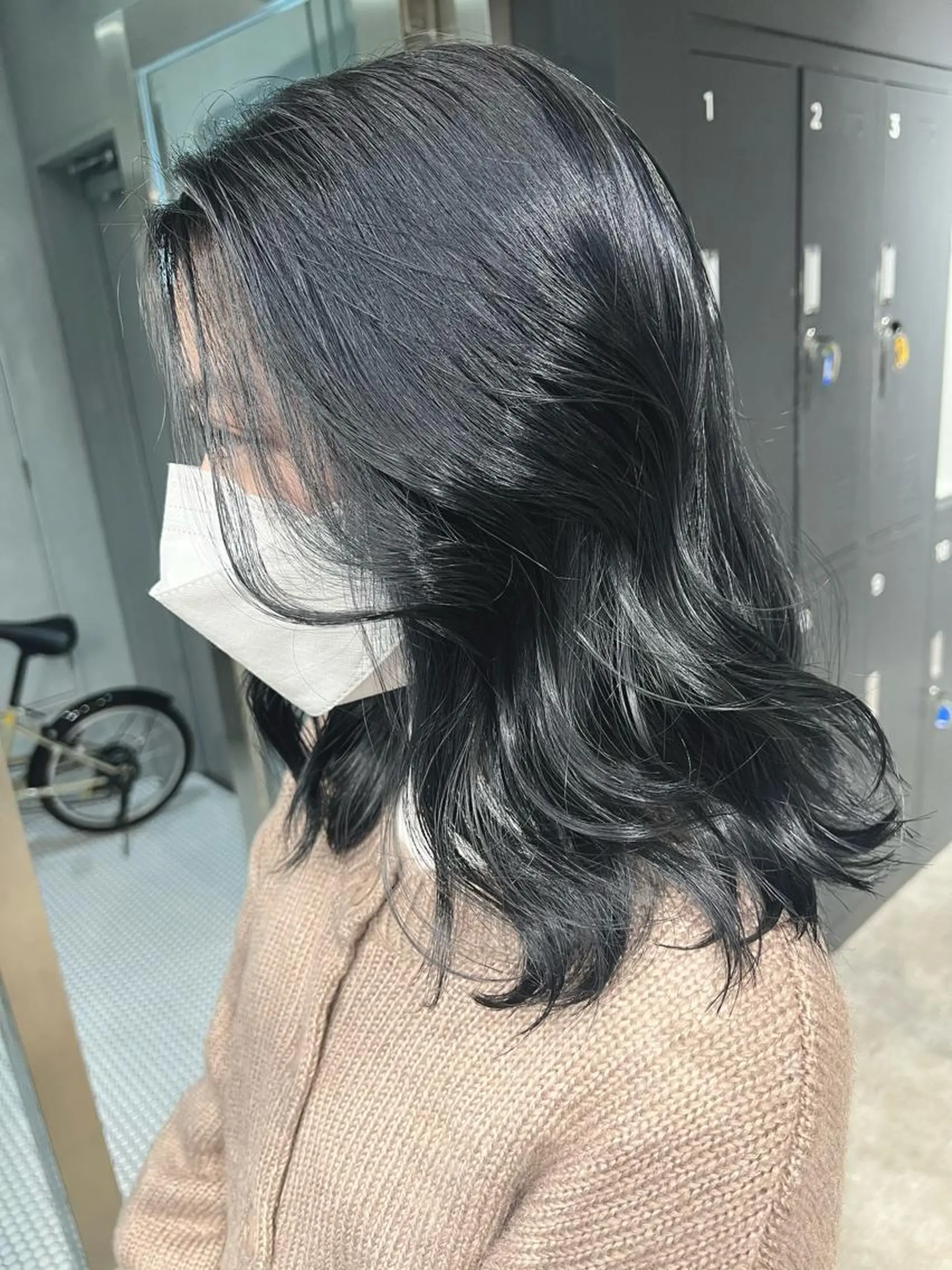 セミロング カラー M IIのヘアスタイル
