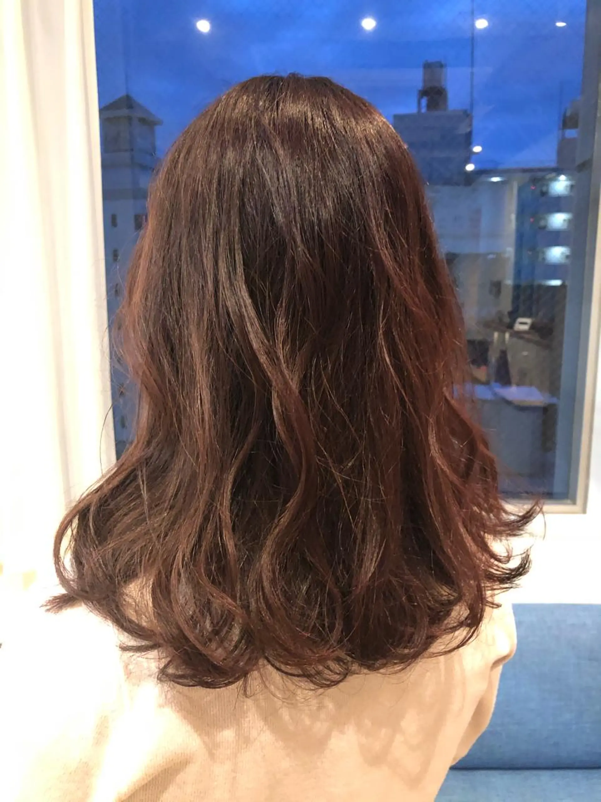 セミロング カラー Ate by little所属・青木 梢のヘアスタイル