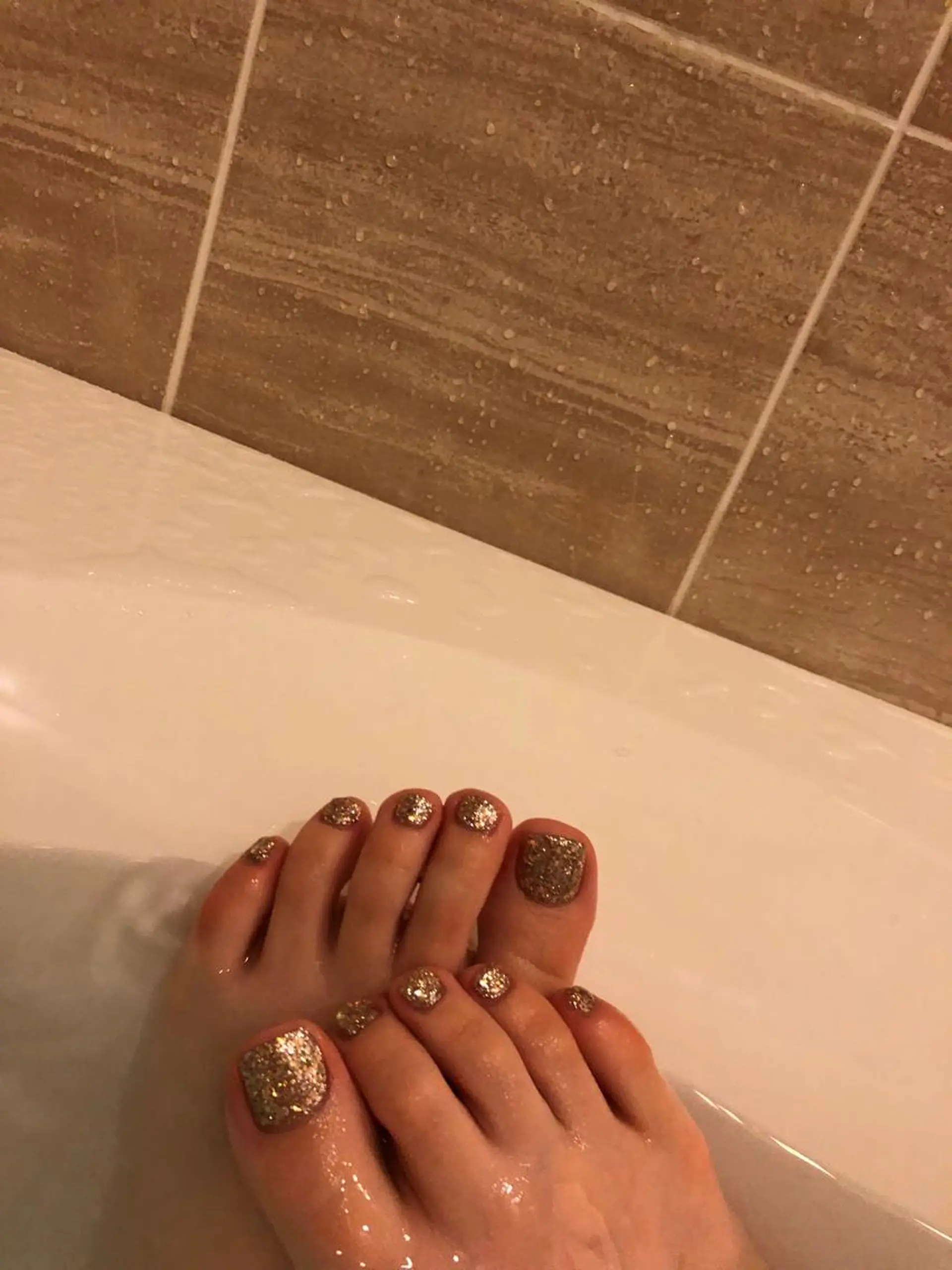 ネイル キラキラネイル ラメ(グリッター) 黒葛原 めぐみのネイルデザイン