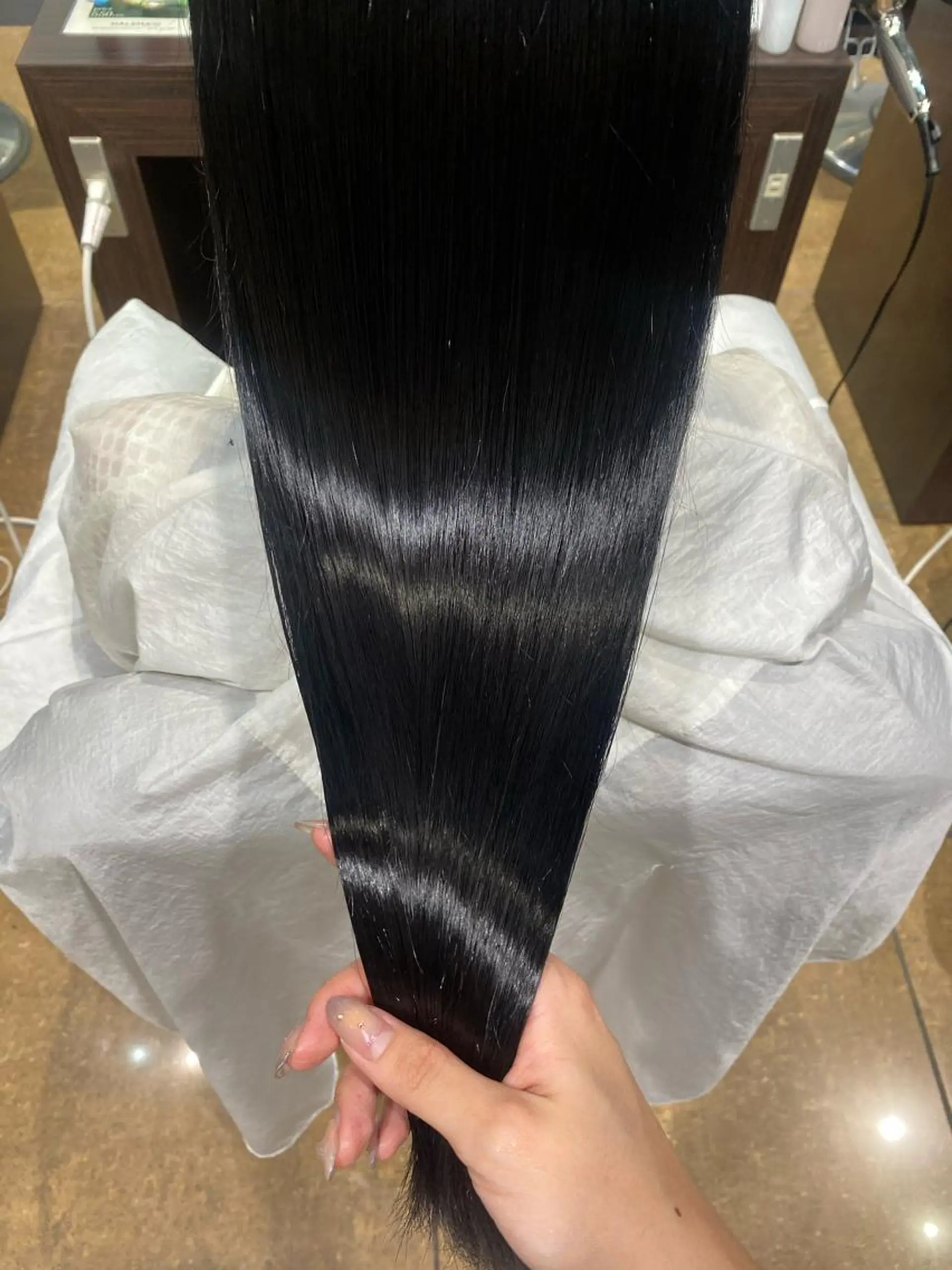 ロング トリートメント ∴Sanae. ∴ トータルビューティーのネイルデザイン