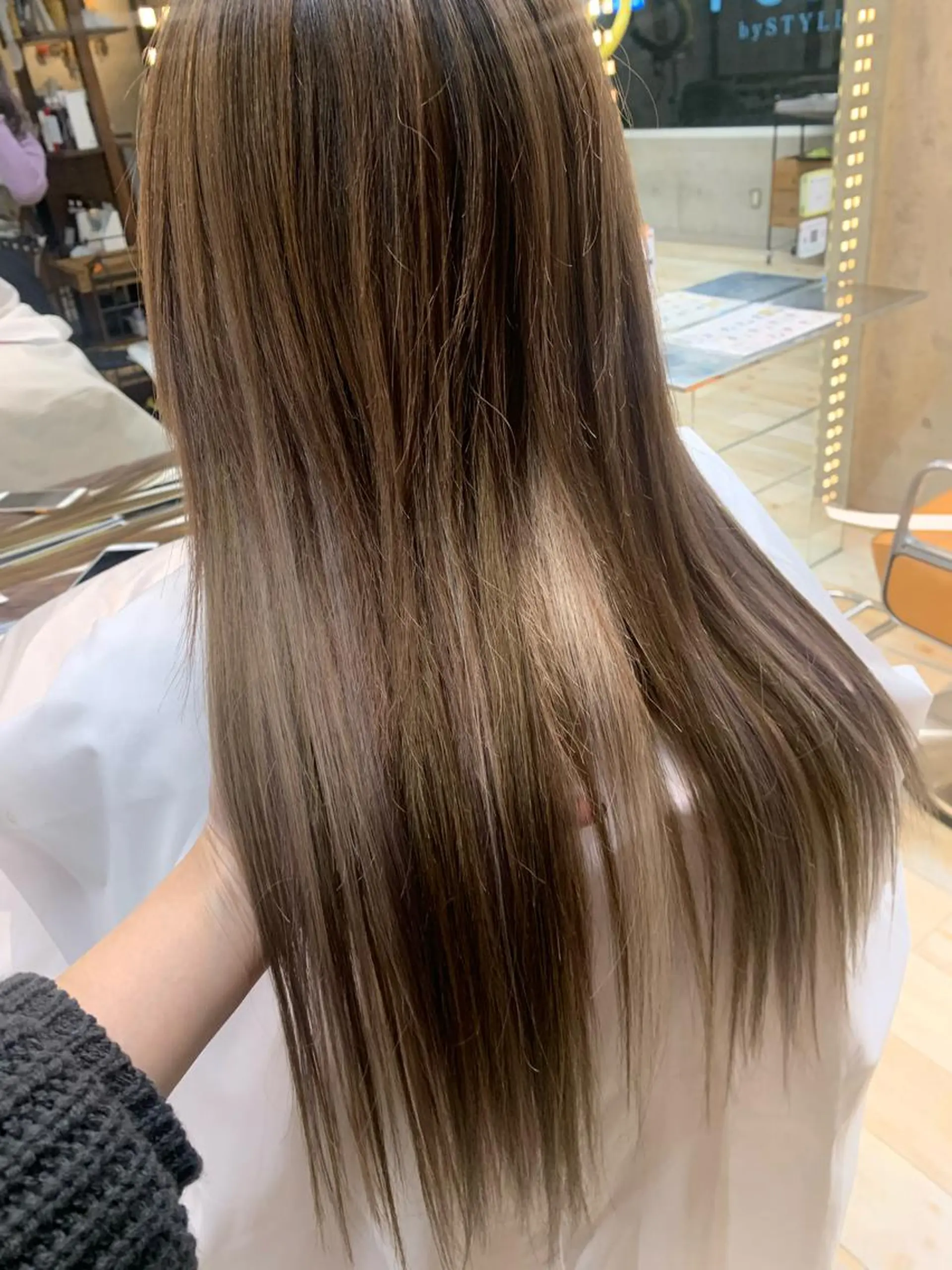 ロング エクステ にった みずきのヘアスタイル