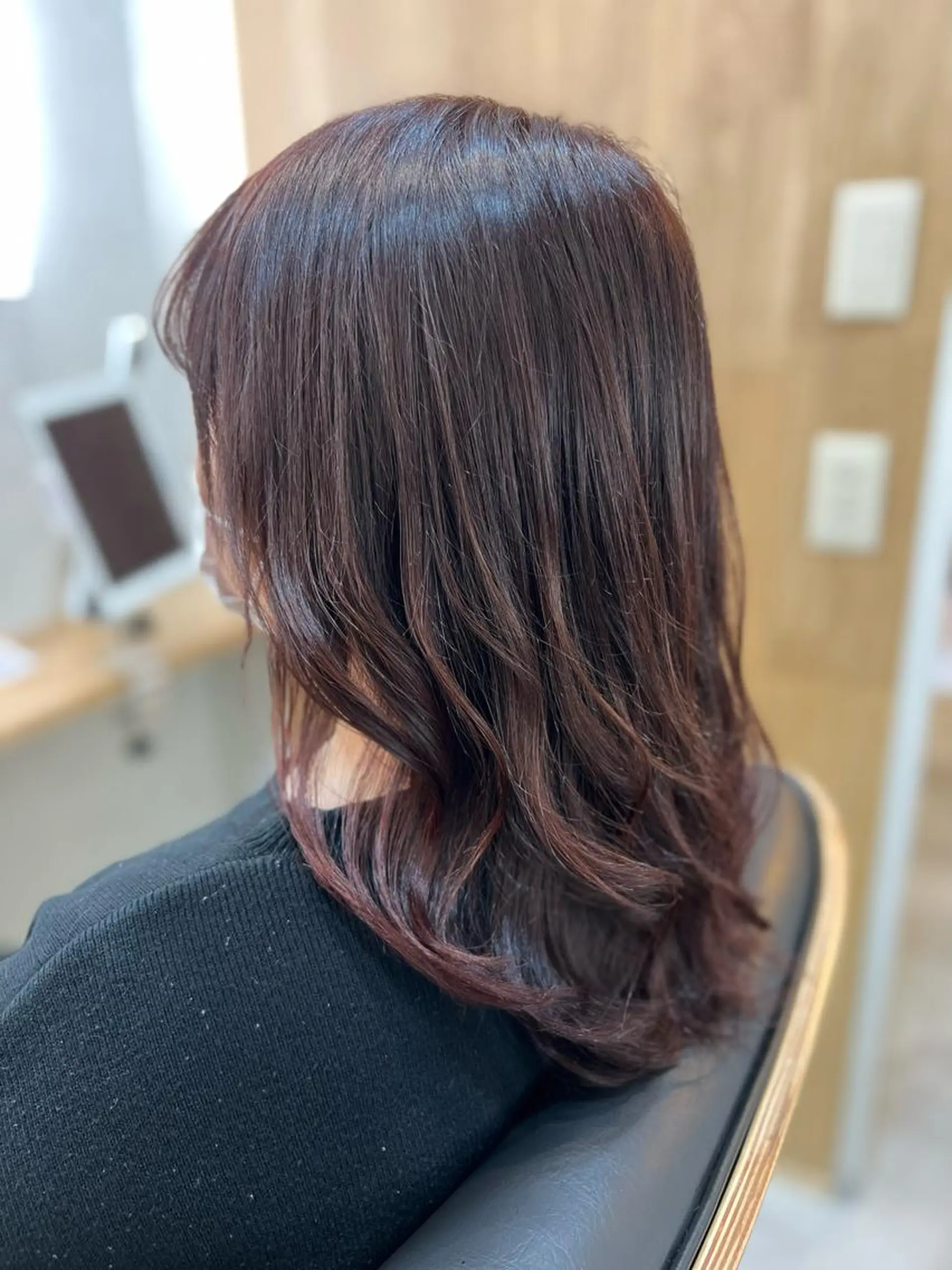 ミディアム 川村 昌広のヘアスタイル