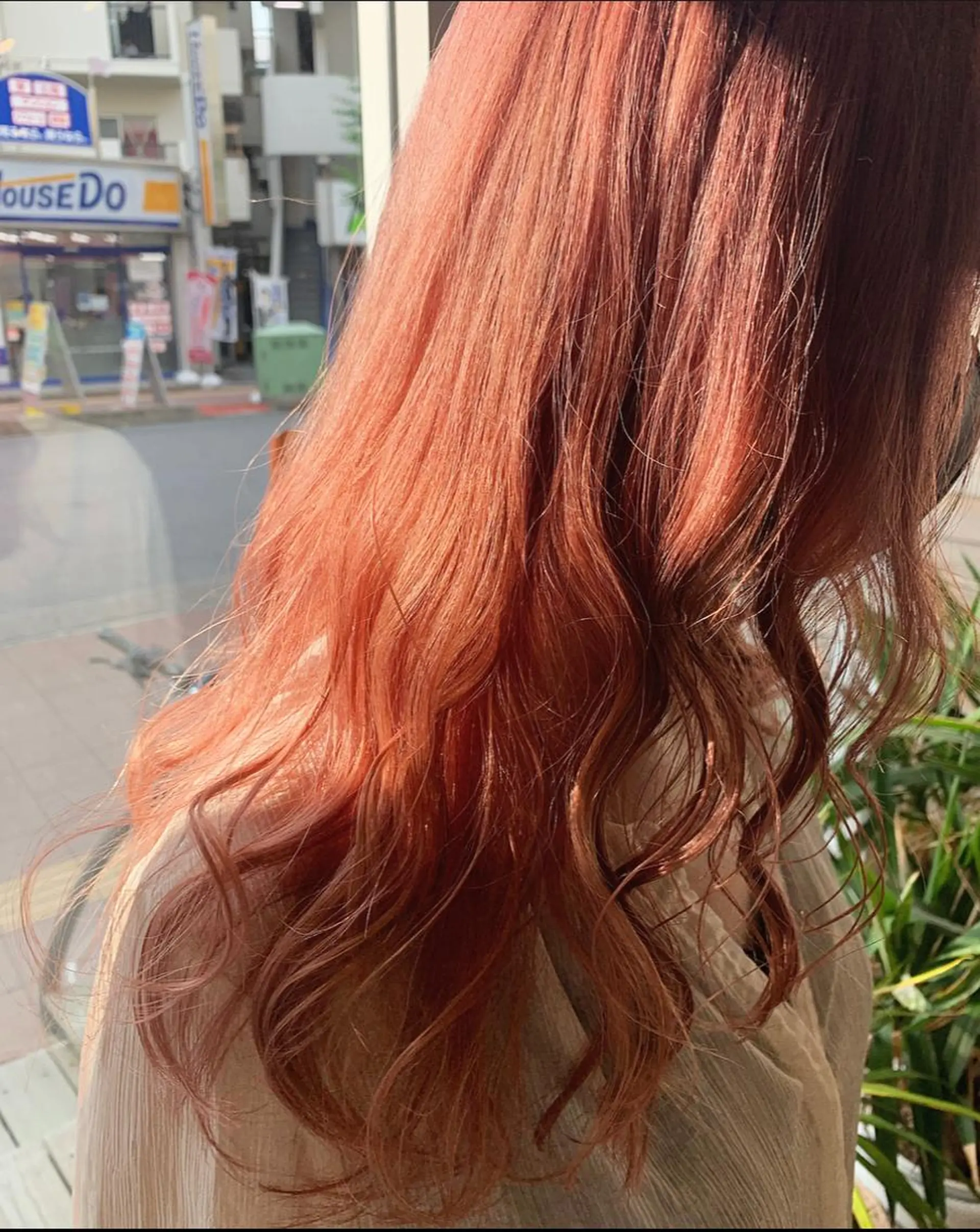 ロング カラー ピンクカラー ヘアカラー トリートメント あべ ゆうかのヘアスタイル