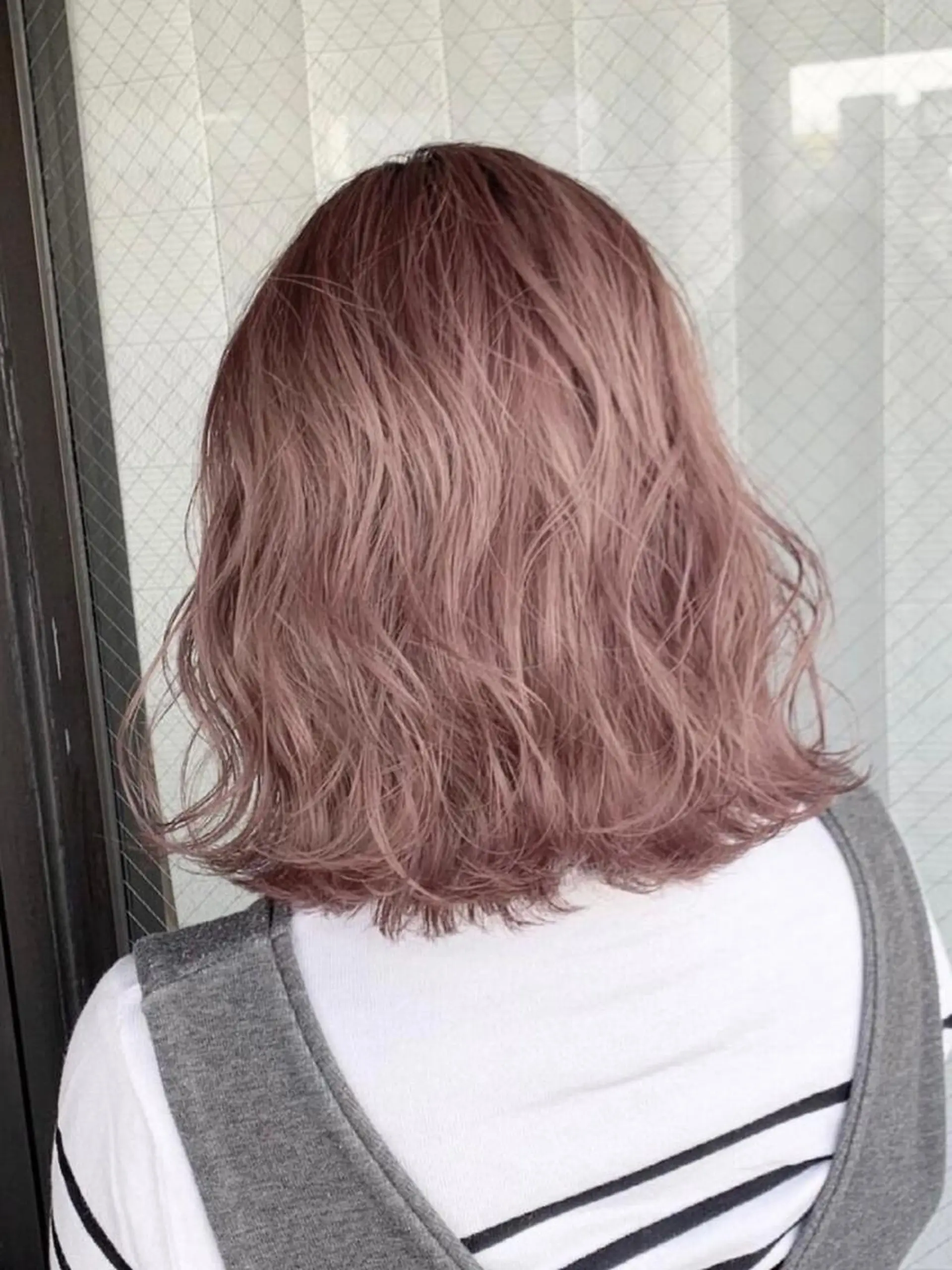 ミディアム 韓国風カラー ボブ 外国人風カラー ハイライト 髪質改善 江坂エリア最安値◎ ブリーチ*土田のヘアスタイル