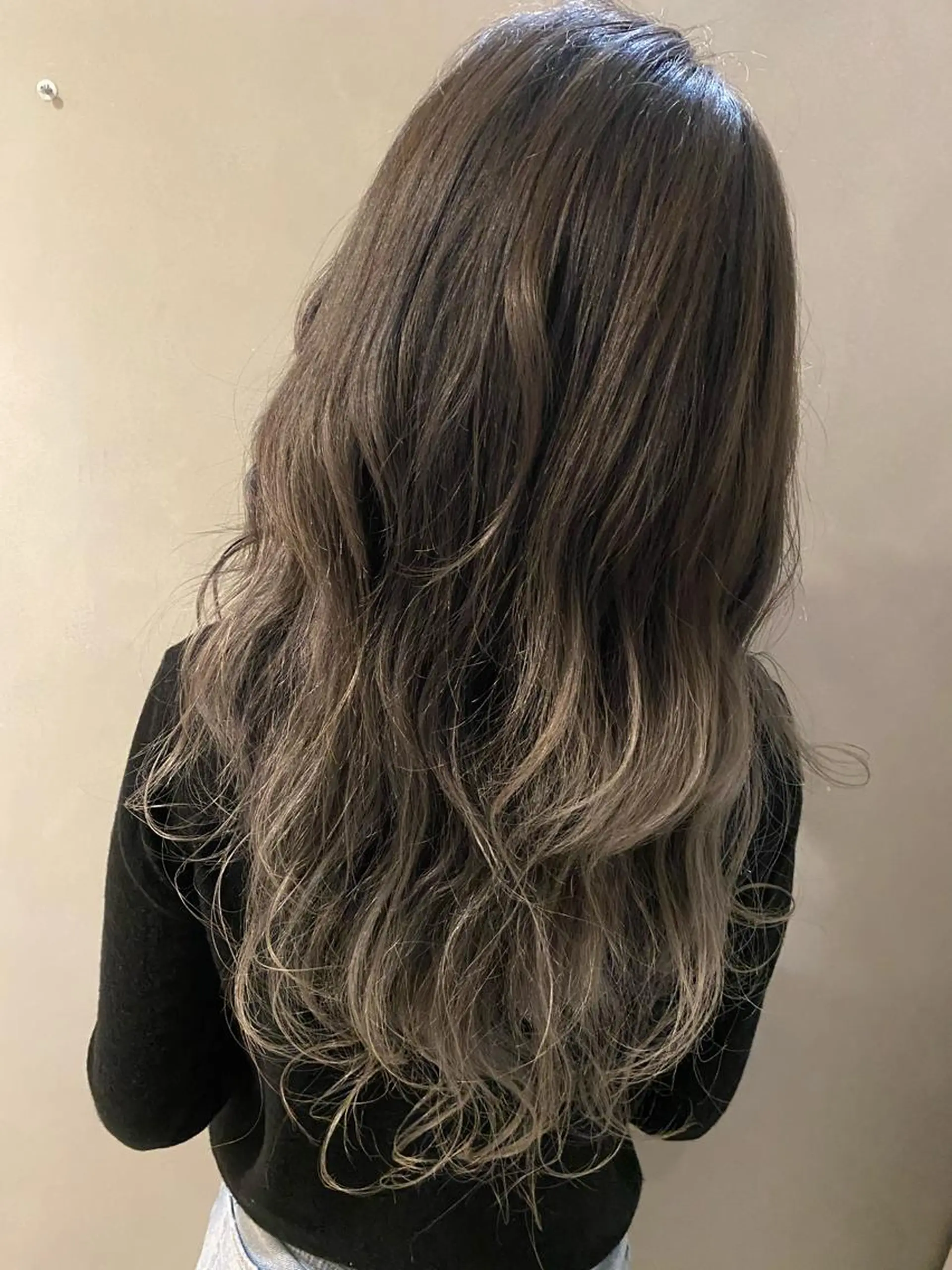 セミロング カラー ヘアカラー LA KING GINZA TOKYO所属・🧡ショートの達人 🧡SHOのヘアスタイル