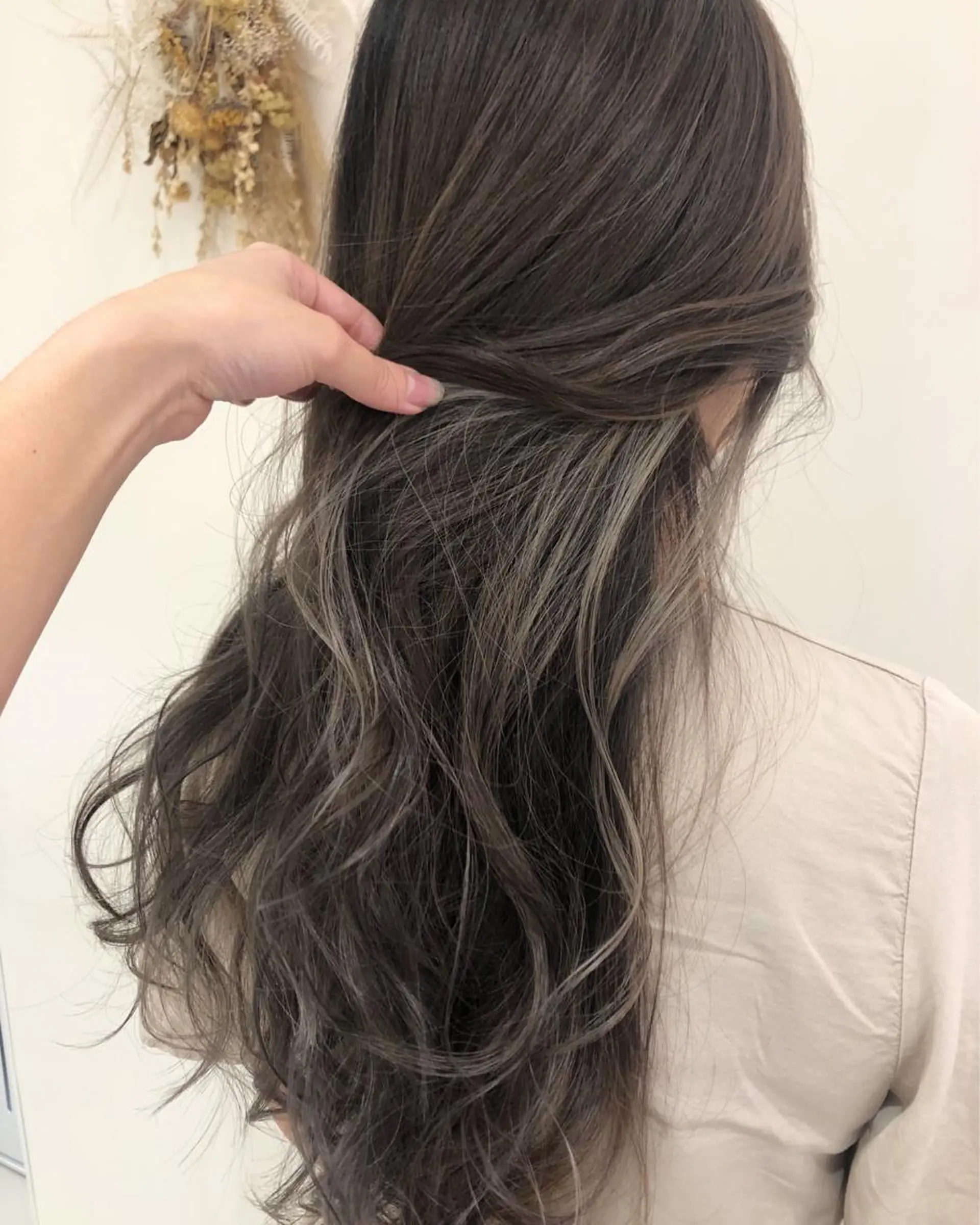 セミロング カラー marju銀座 マージュギンザのヘアスタイル
