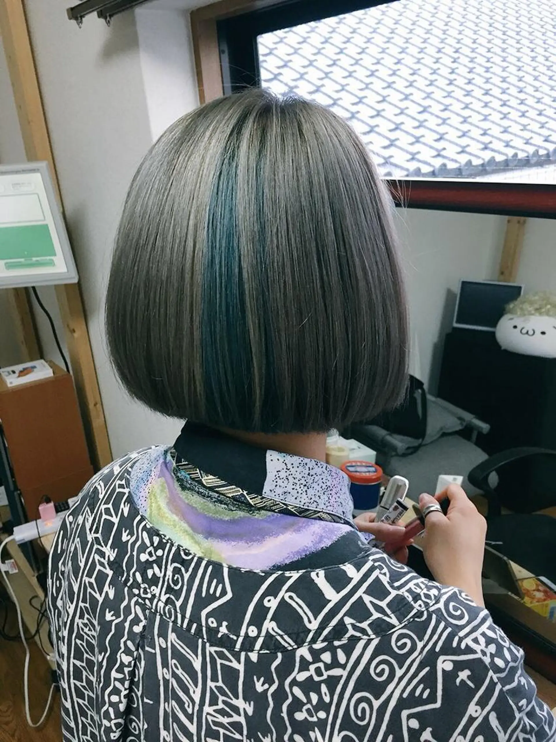 ショート カラー じょん 。のヘアスタイル