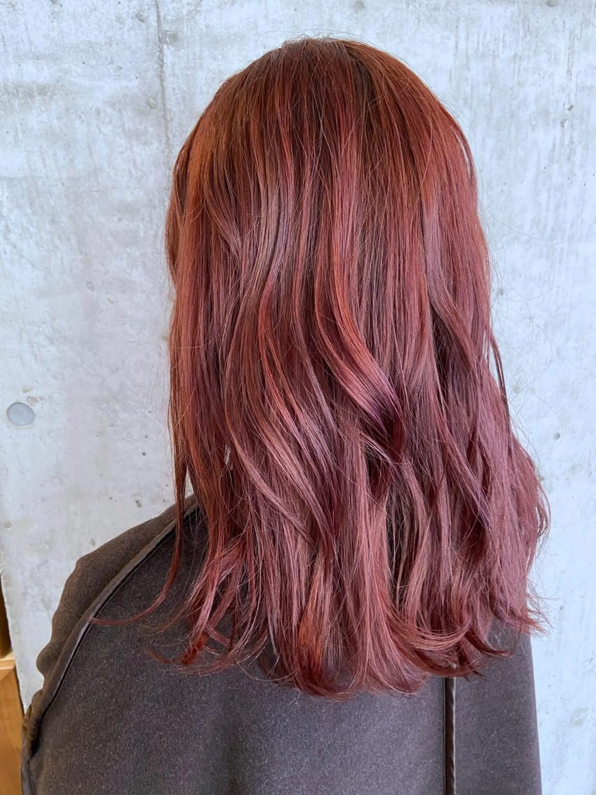 セミロング カラー ❤️カラー得意 🧡松浦睦樹❤️のヘアスタイル