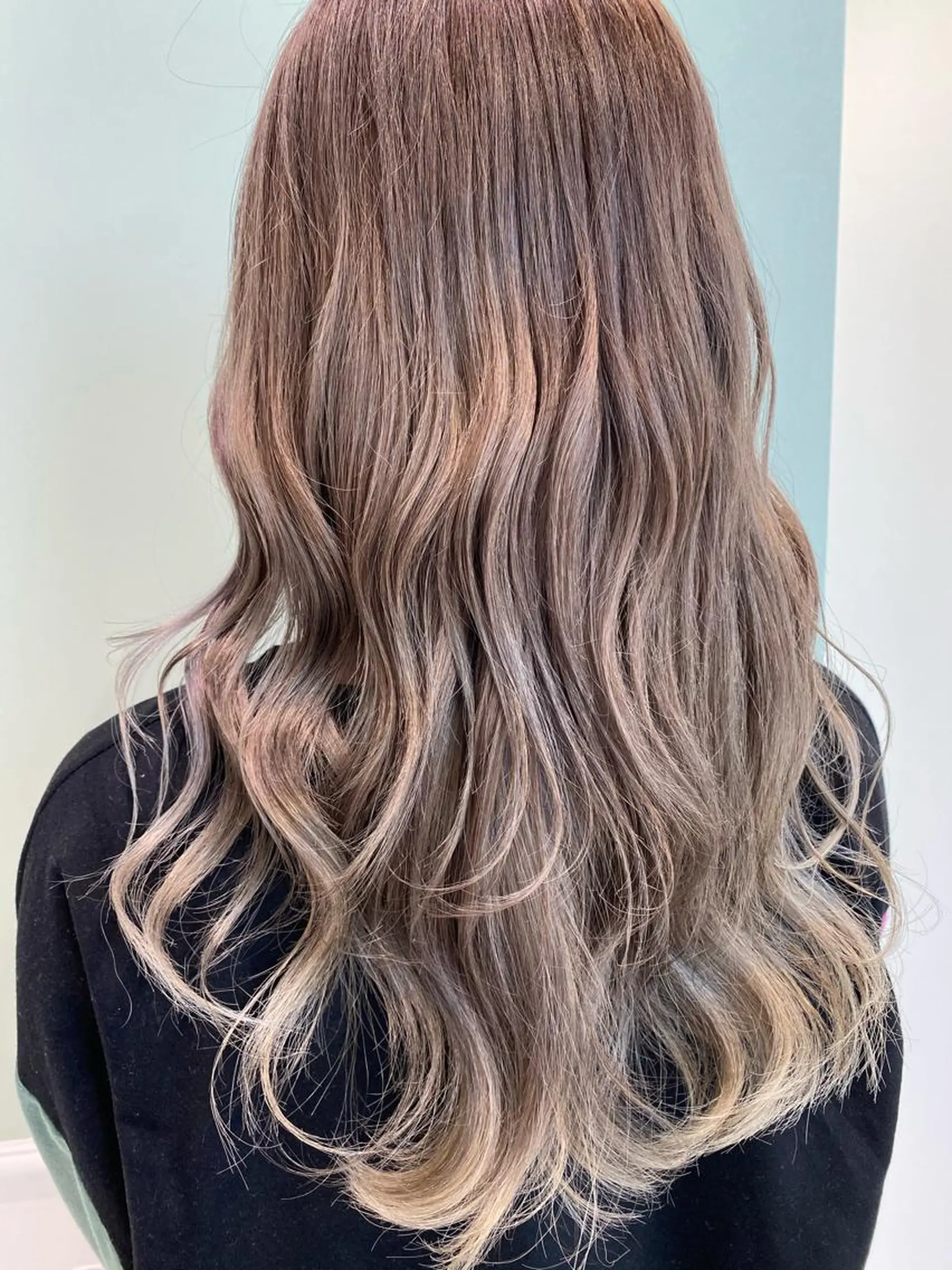 ロング 長井 麻帆のヘアスタイル