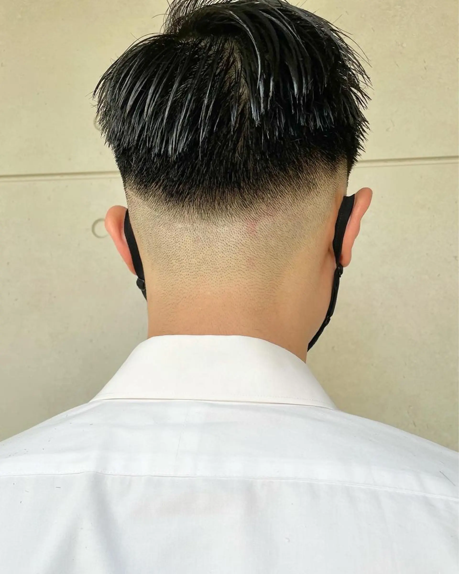 ショート メンズ フェードカット メンズヘア特化 崎田 成人のヘアスタイル