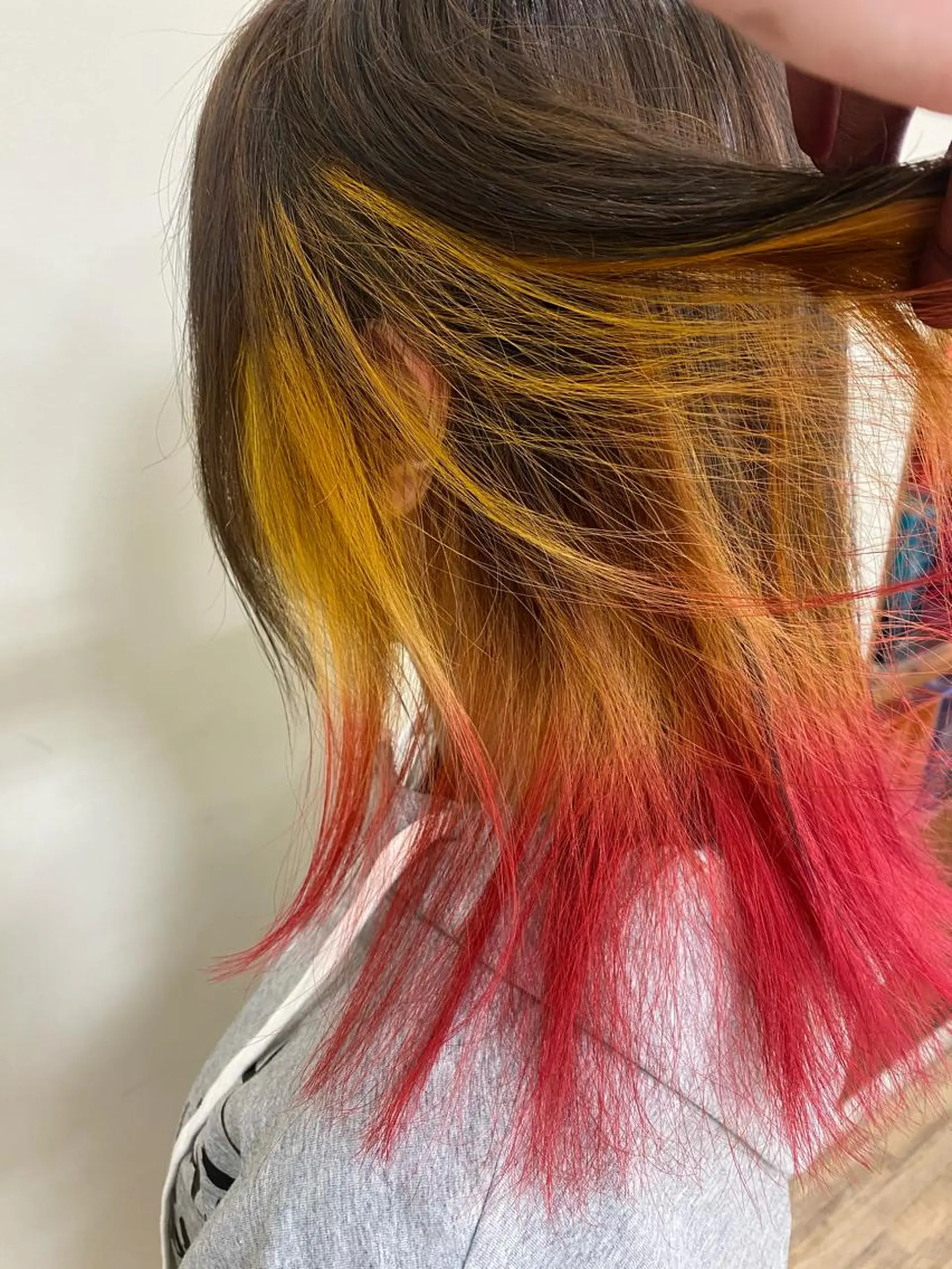 カラー SALOWIN栄所属・SALOWIN栄 高須大貴のヘアスタイル