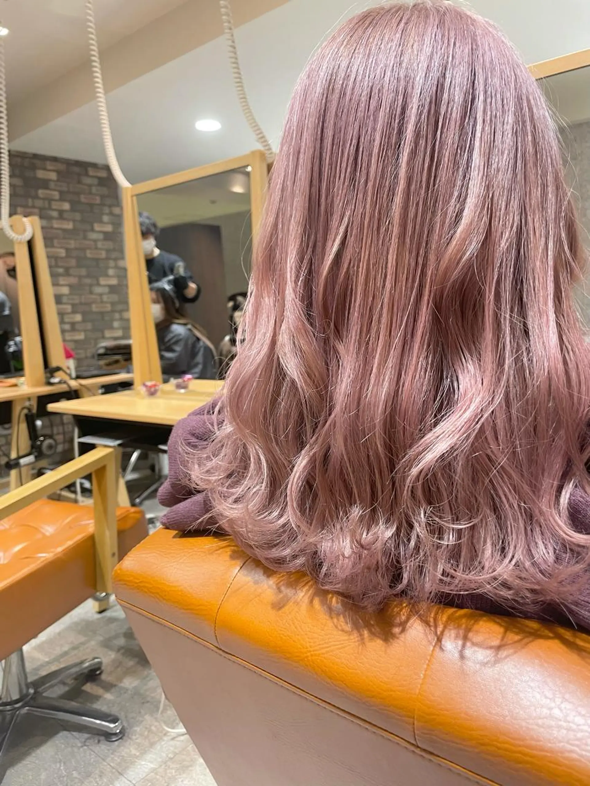 ミディアム カラー ベージュカラー ブリーチ ミルクティーベージュ ピンクカラー ピンクベージュ TERRACE LUXBE阿倍野アポロ店所属・清家 /人生を変える 髪質改善ストレートのヘアスタイル