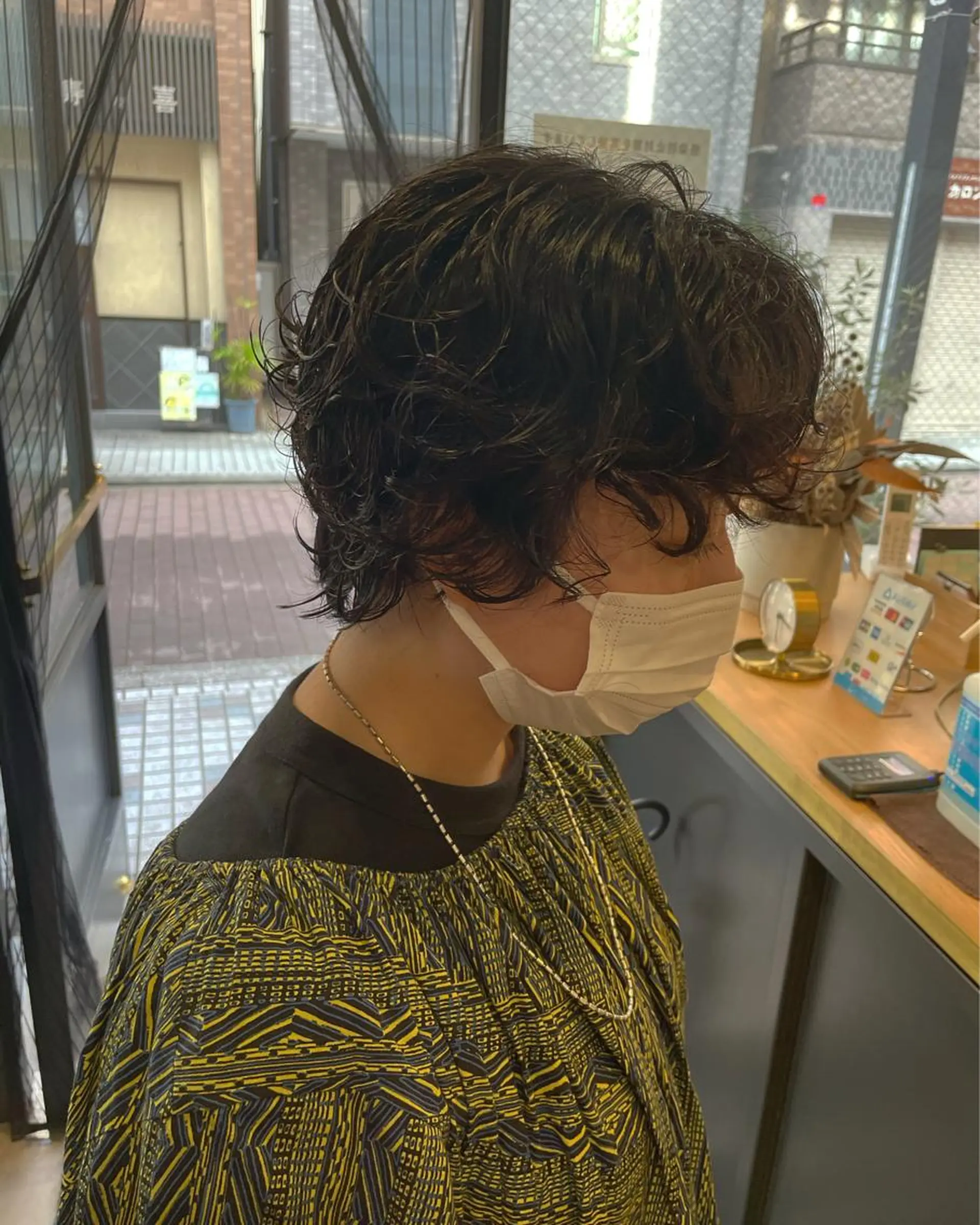 ショート パーマ 暖色カラー🍊 ボブ🌿顔周りcutのヘアスタイル