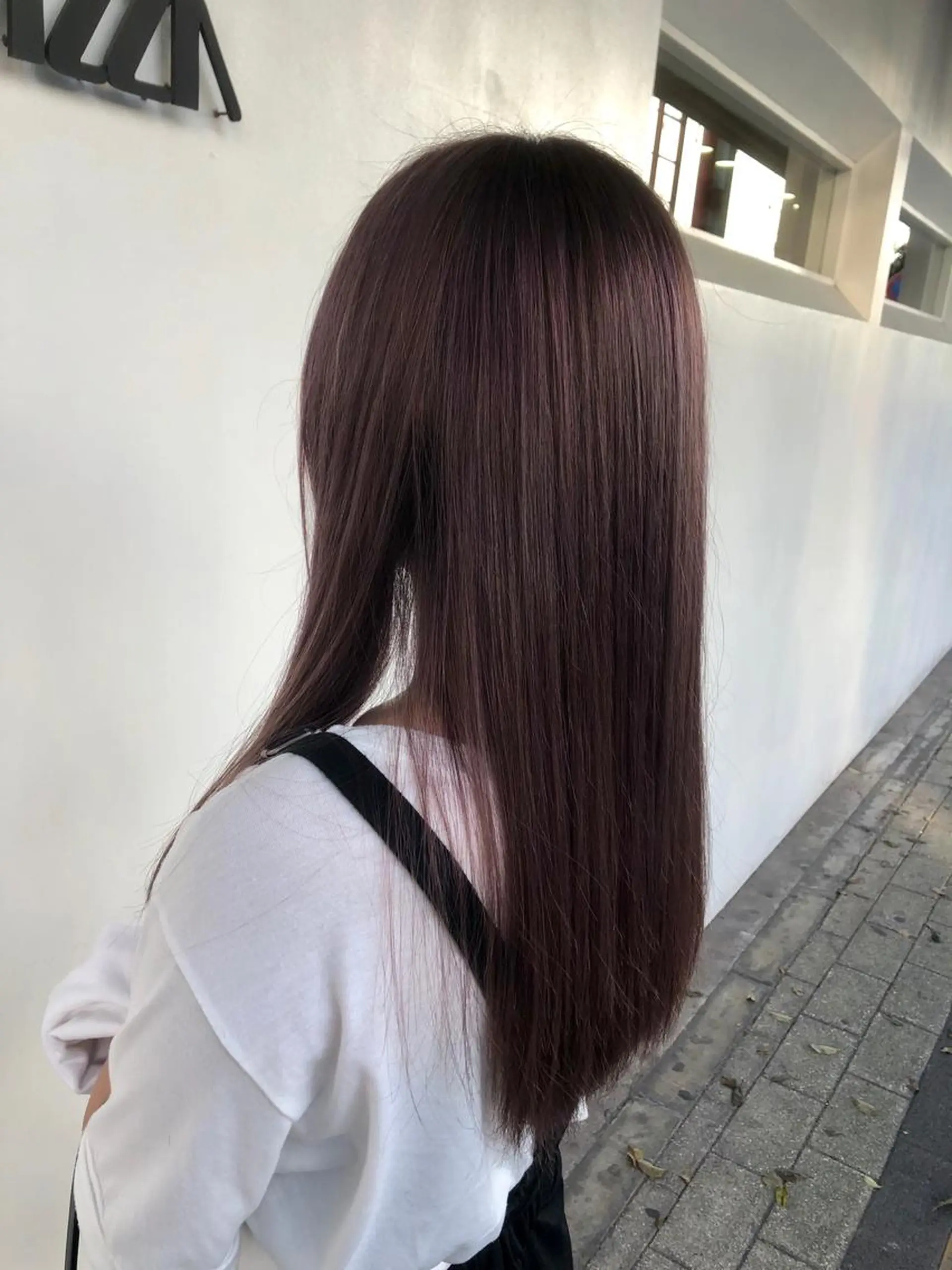 セミロング カラー ブリーチ ハイライトカラー ラベンダーカラー ハイライト シェアサロン　シエナ所属・東條 克義のヘアスタイル
