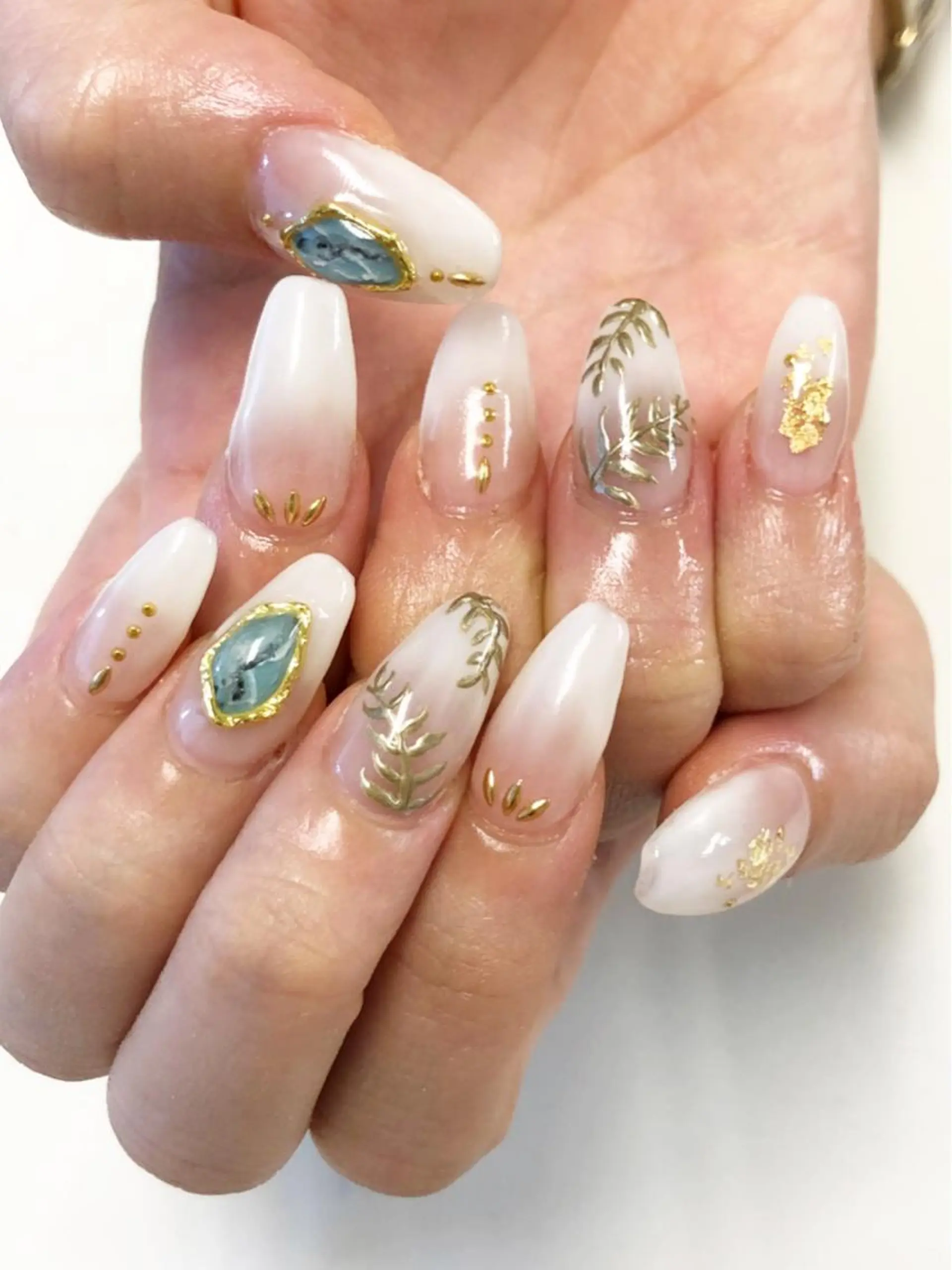 ネイル アートネイル クリアネイル ジェルネイル ぷっくりネイル KIREIE NAILSのネイルデザイン