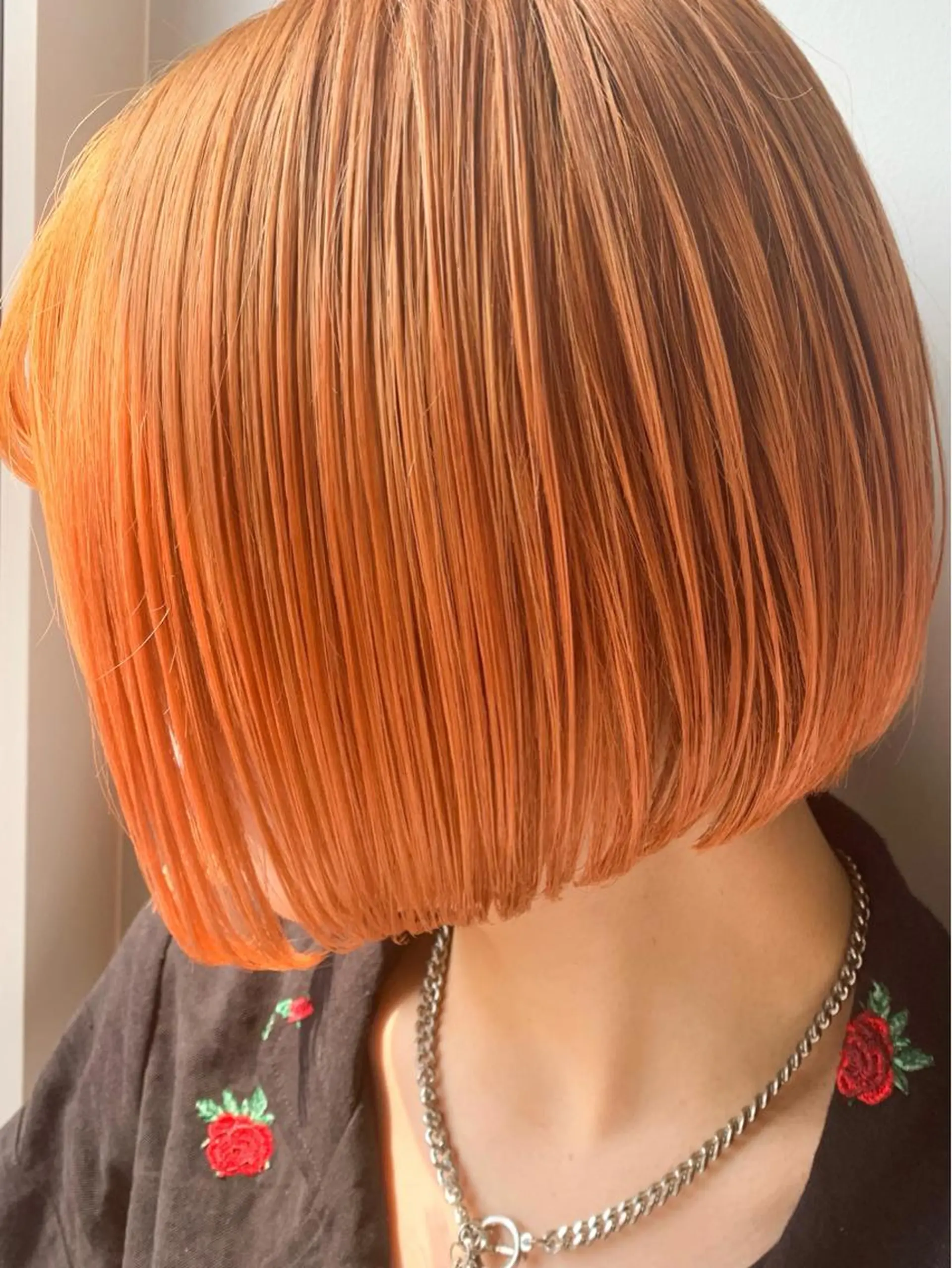 ショート カラー raika .のヘアスタイル