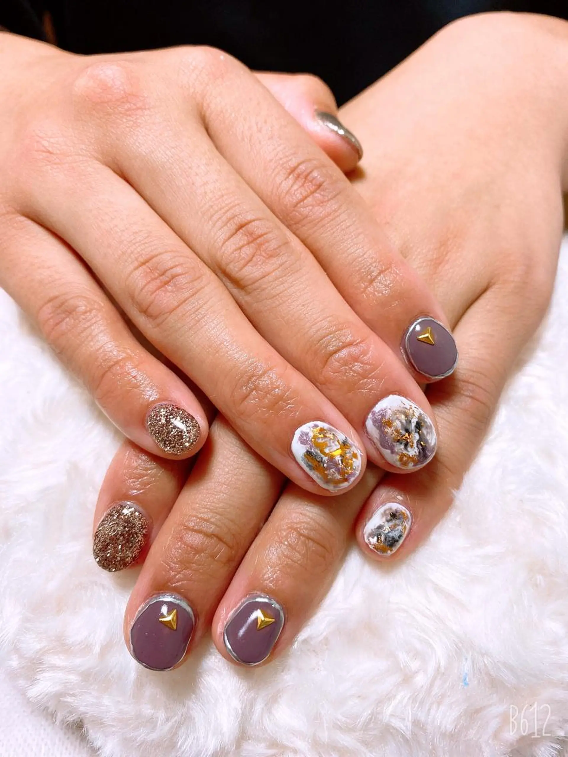 ネイル The Best Beauty受付担当のヘアスタイル