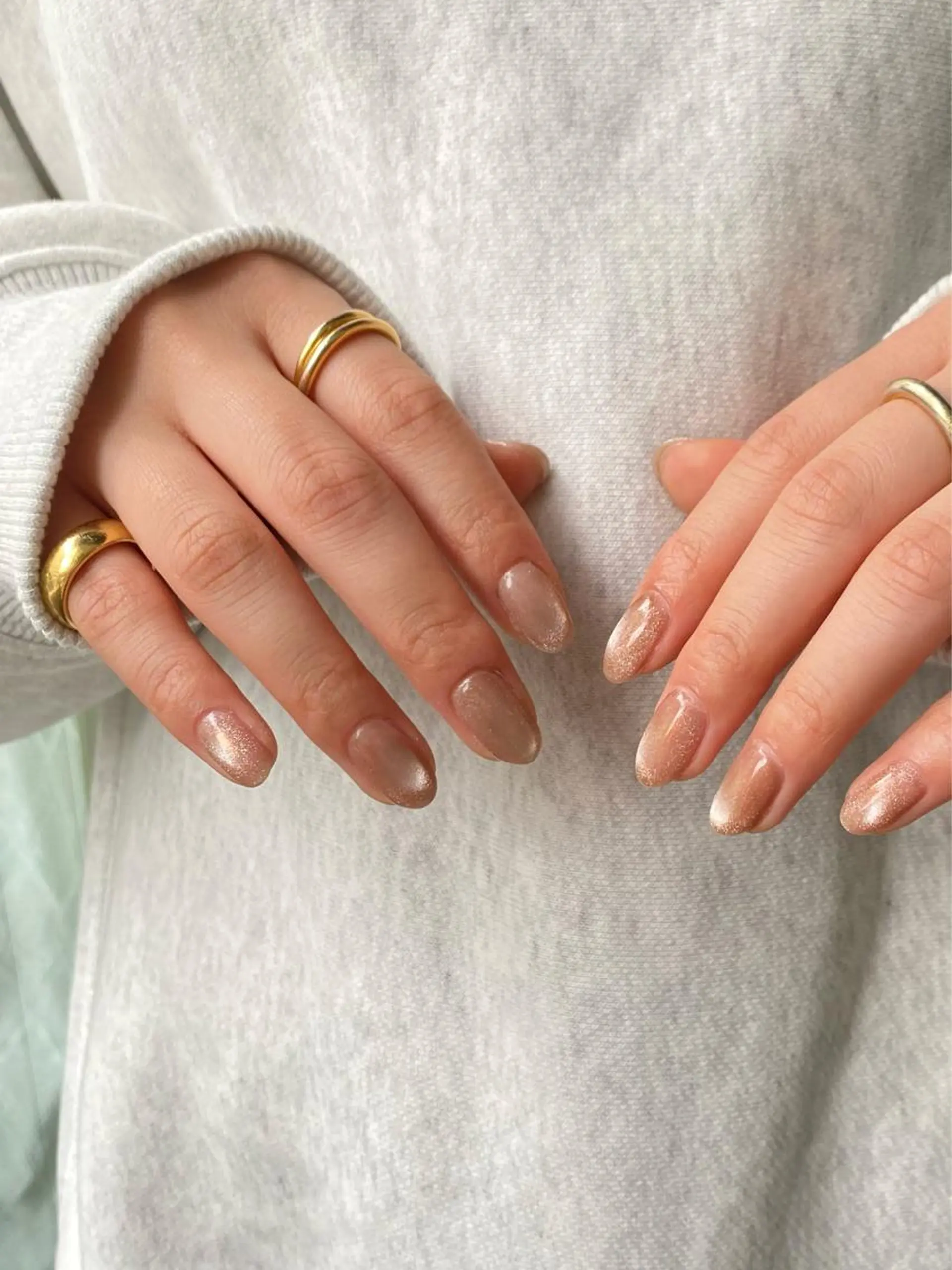 ネイル マグネットネイル マグネットワンカラー ワンカラーネイル ハンドネイル 渋谷ニュアンスネイル SYURI🫧のネイルデザイン