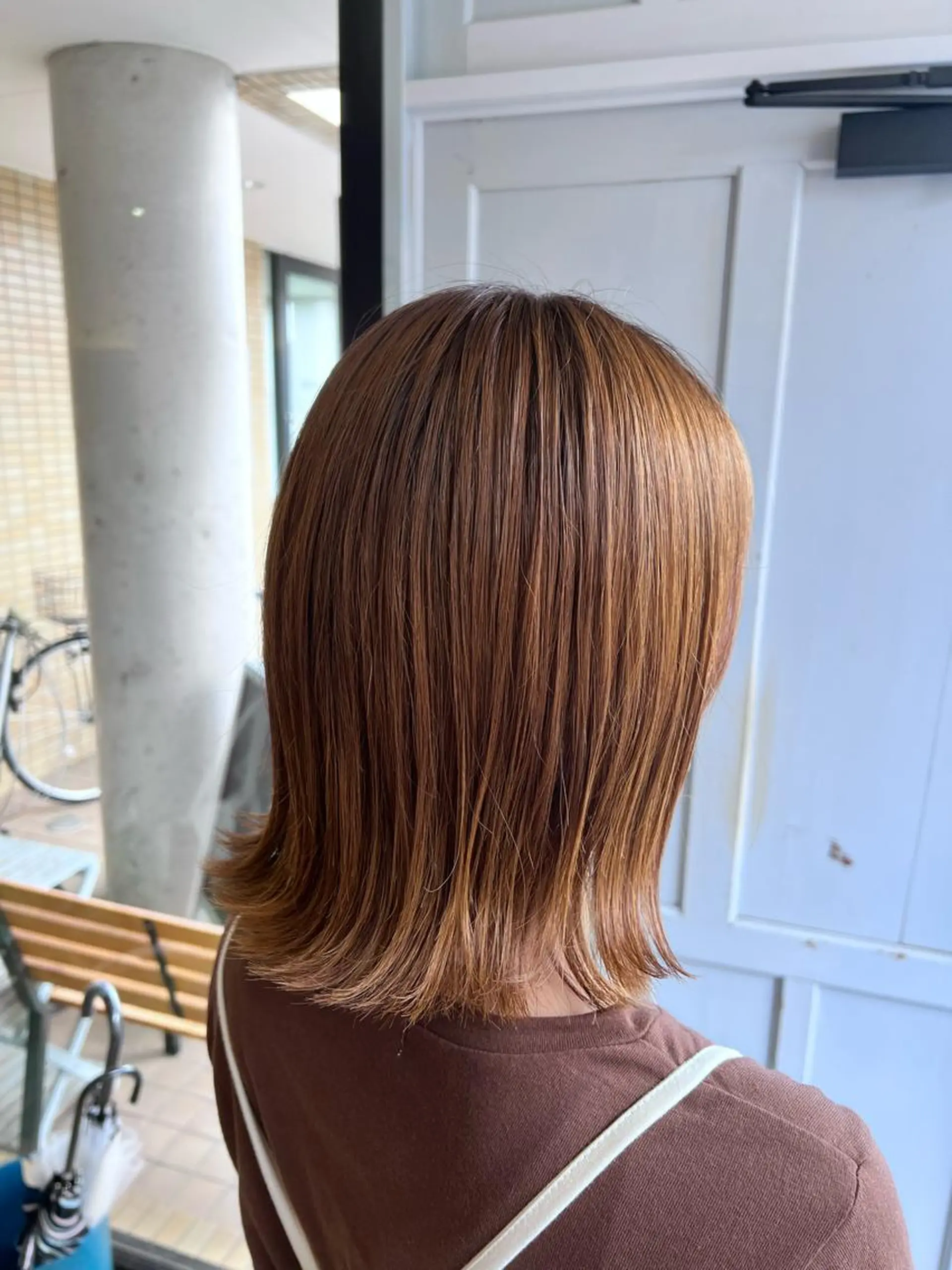 ミディアム カラー アッシュ ベージュカラー ヘアカラー トリートメント ツキダテ ユイのヘアスタイル