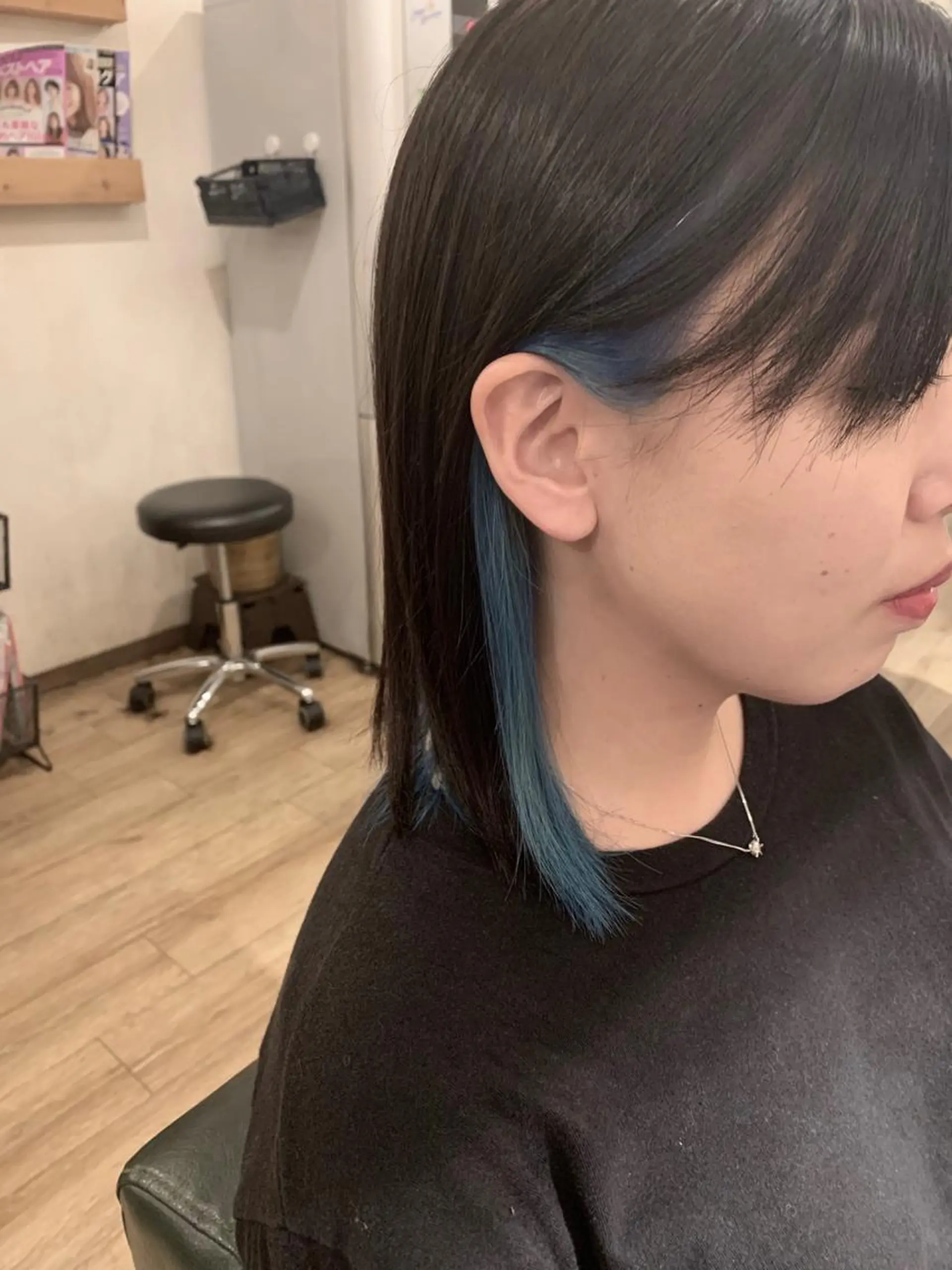 ミディアム カラー ブリーチ ブルーカラー インナーカラー ヘアカラー トリートメント SALOWIN(サロウィン)広島並木通り所属・田村和範/似合わせ カラー/髪質改善のヘアスタイル