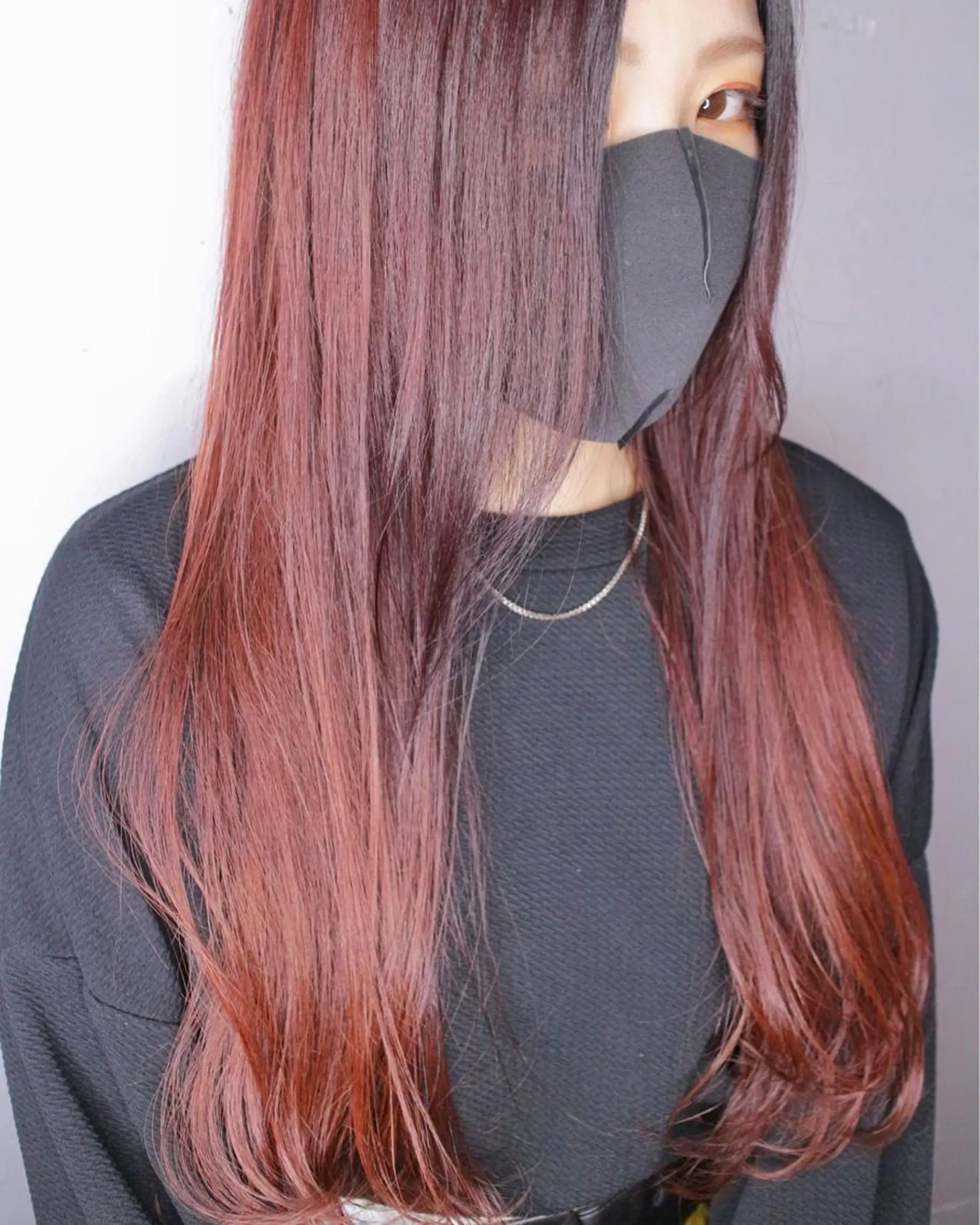 ロング カラー ハイトーンカラー レッドカラー トリートメント Croix   Hair所属・吉本 知弘のヘアスタイル