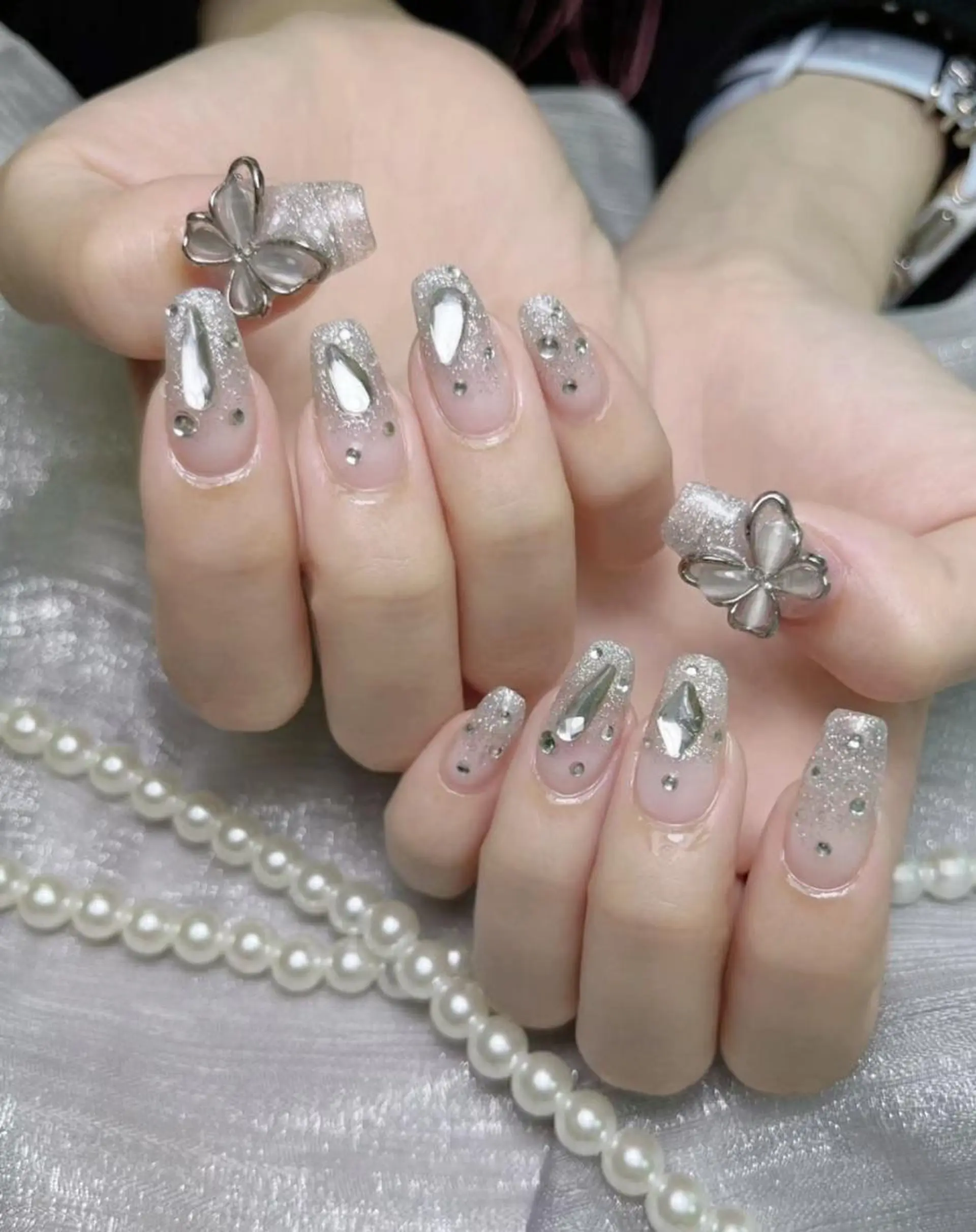 ネイル 持ち込み ハンドネイル Nail salon 木にいるのネイルデザイン