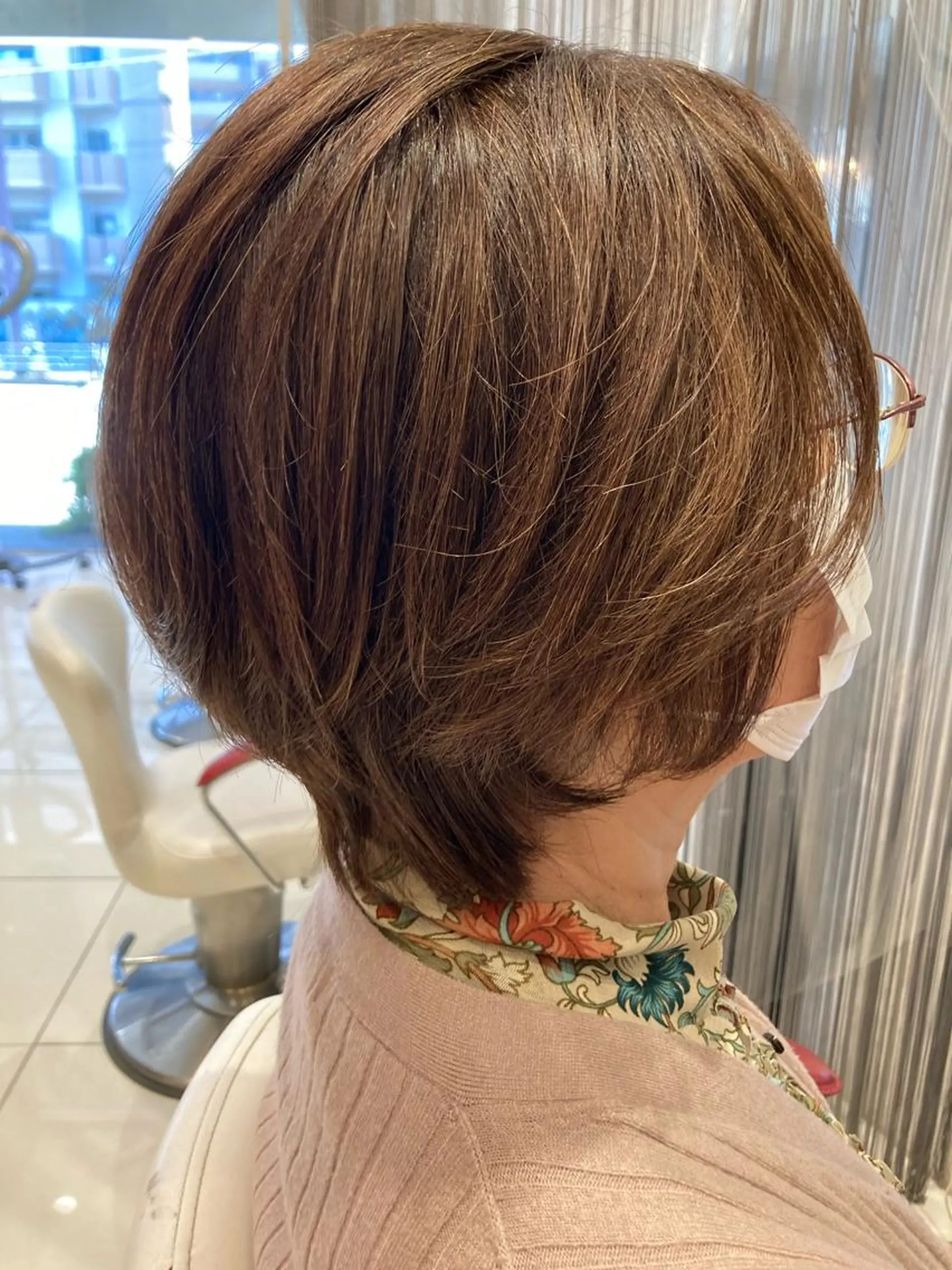 ショート カラー 田畑 福恵のヘアスタイル