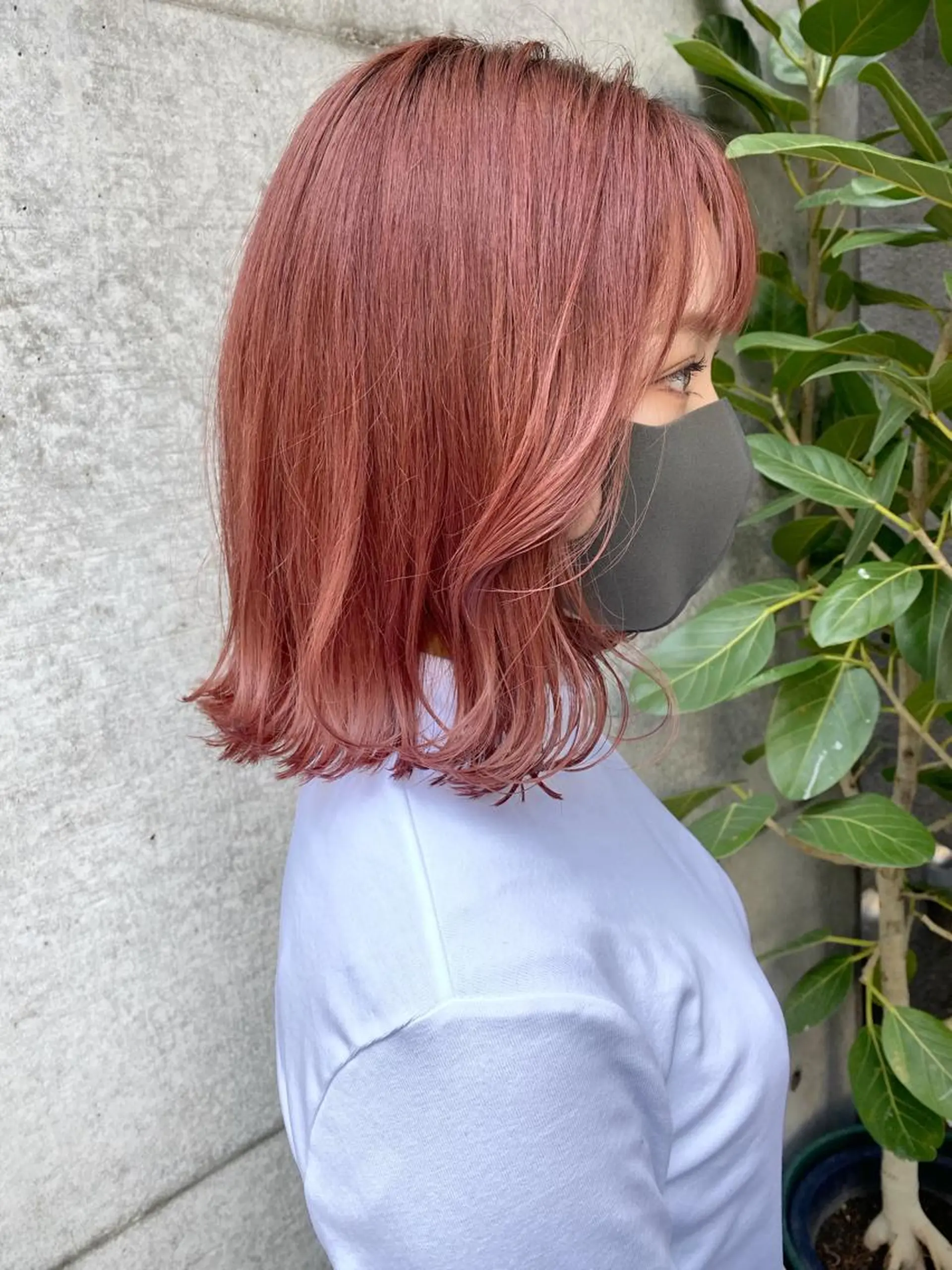 ミディアム カラー 切りっぱなしボブ ボブ clomus所属・YUKA艶髪 🌸寛ぎ部屋のヘアスタイル