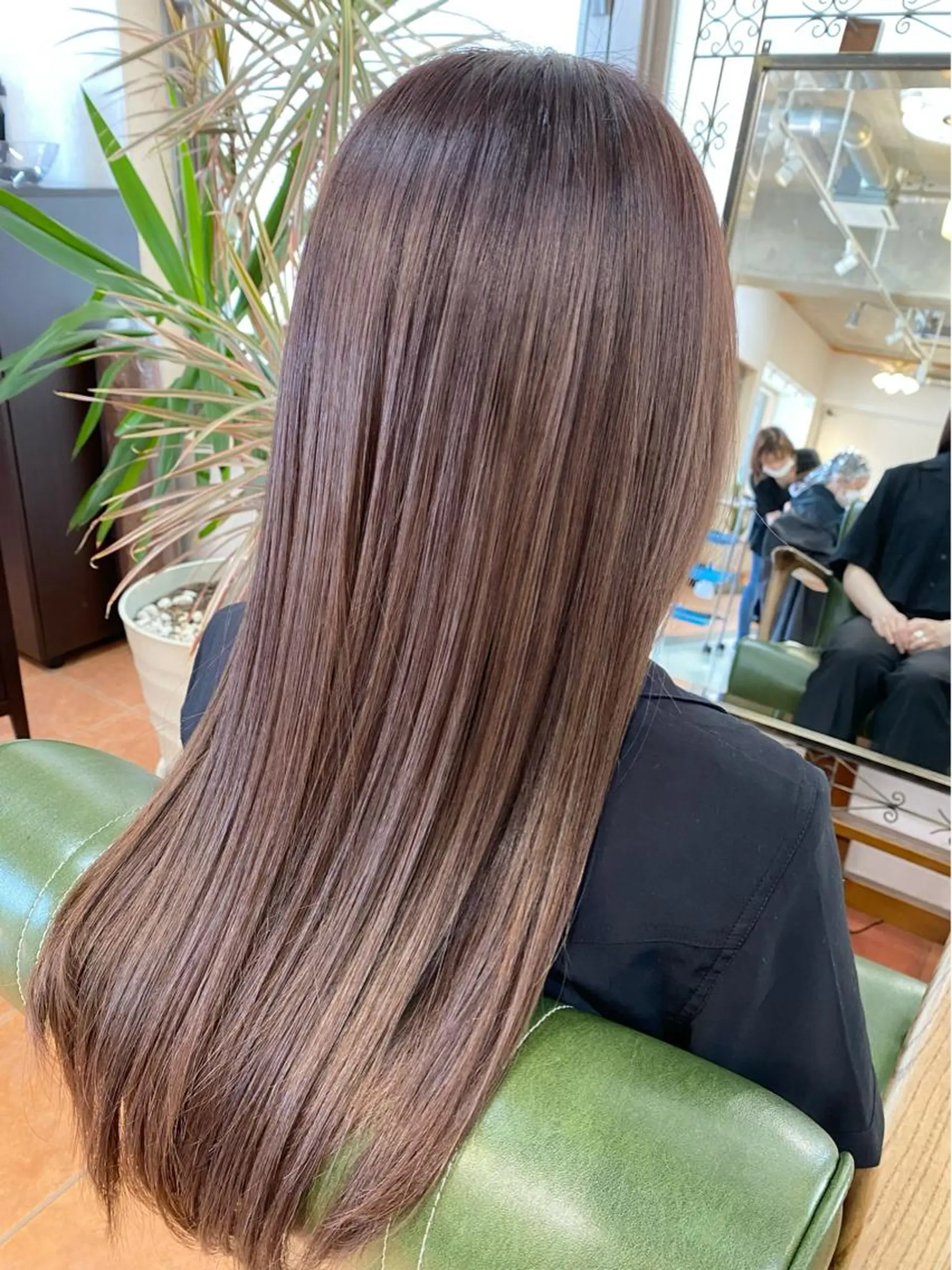 ロング カラー ヘアカラー トリートメント 石井 佑樹のヘアスタイル