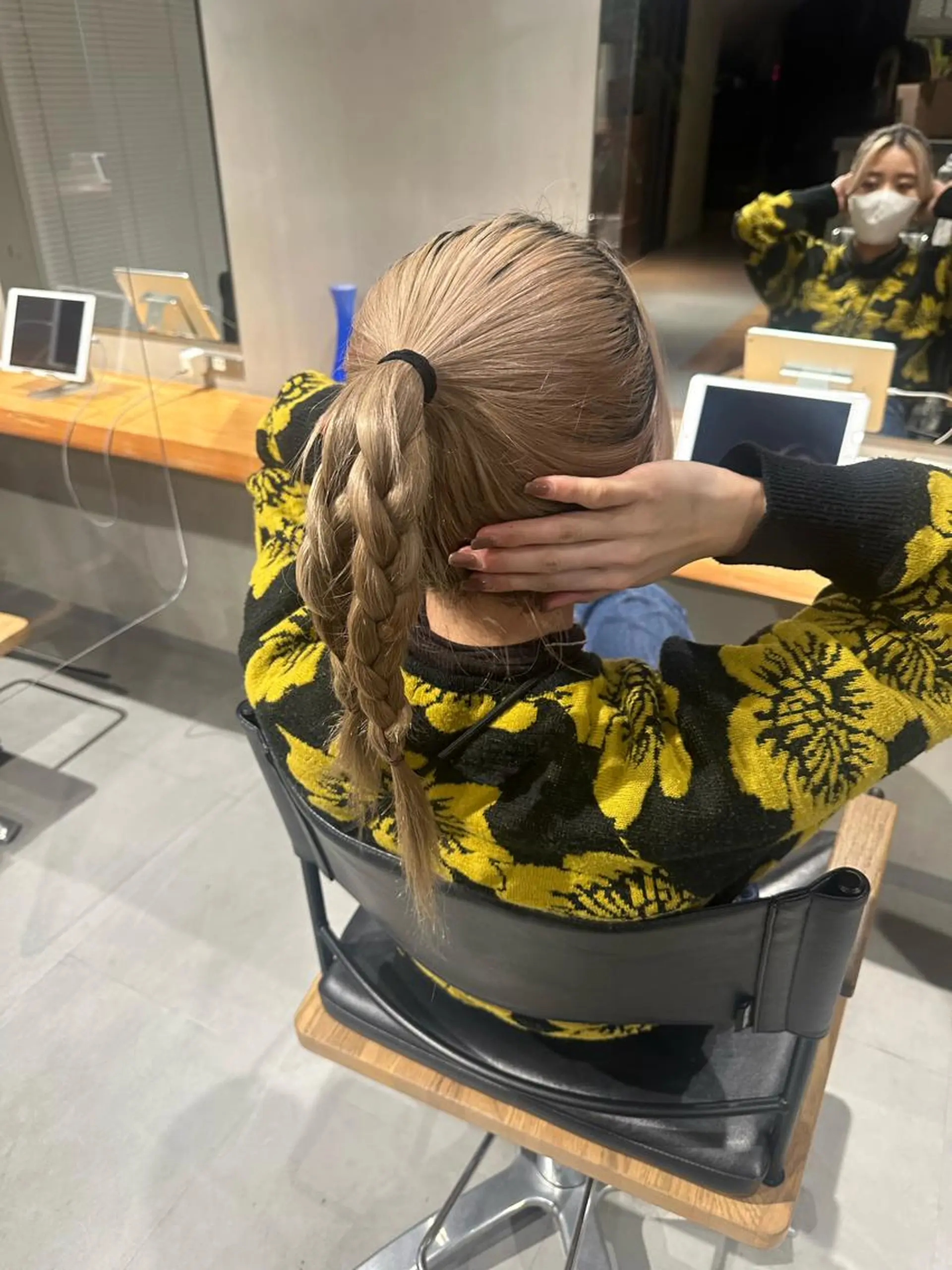 ロング カラー ヘアアレンジ Nikiita リコのヘアスタイル