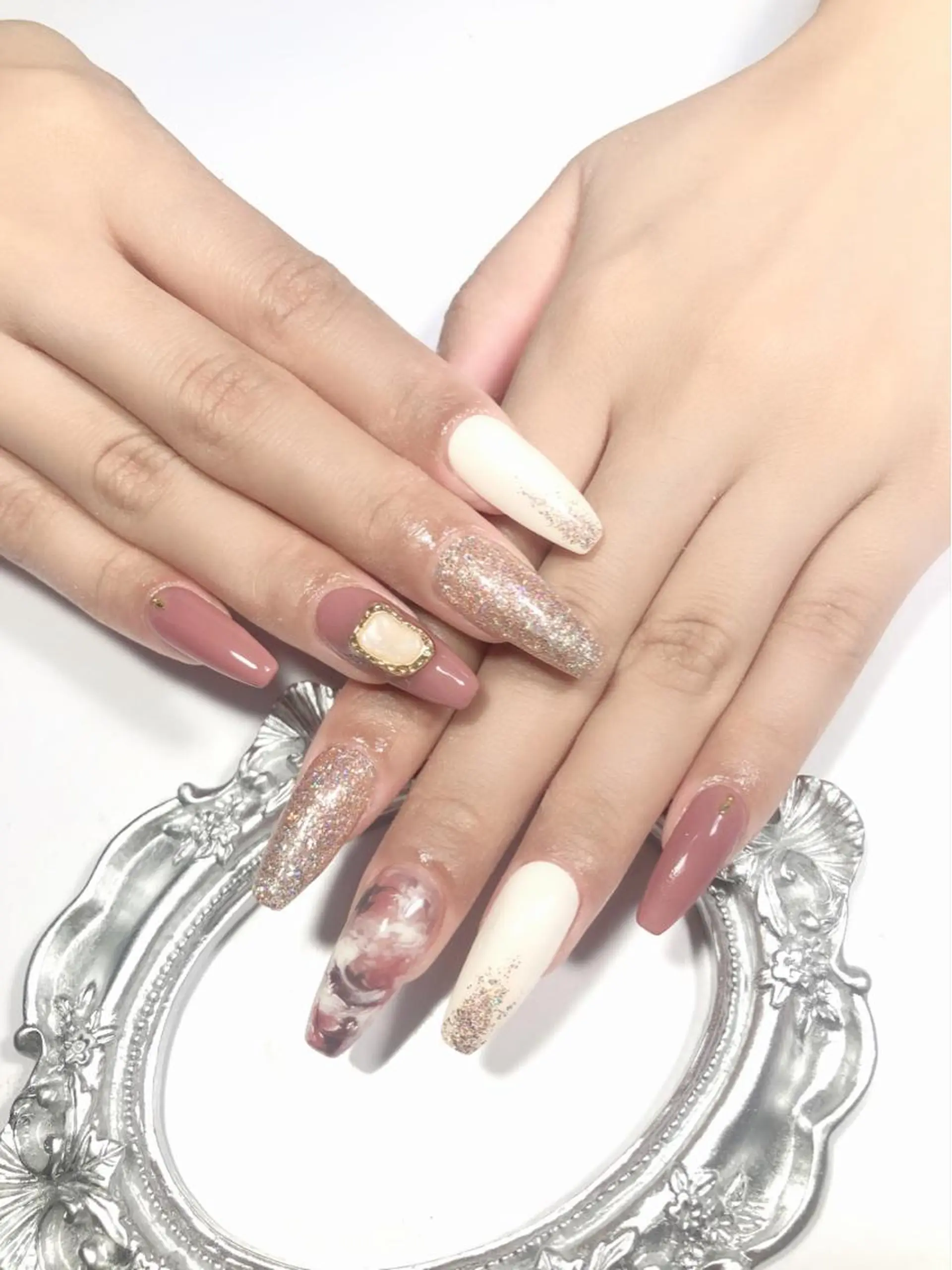 ネイル ネイルサロン ロア旧ジョリーのネイルデザイン