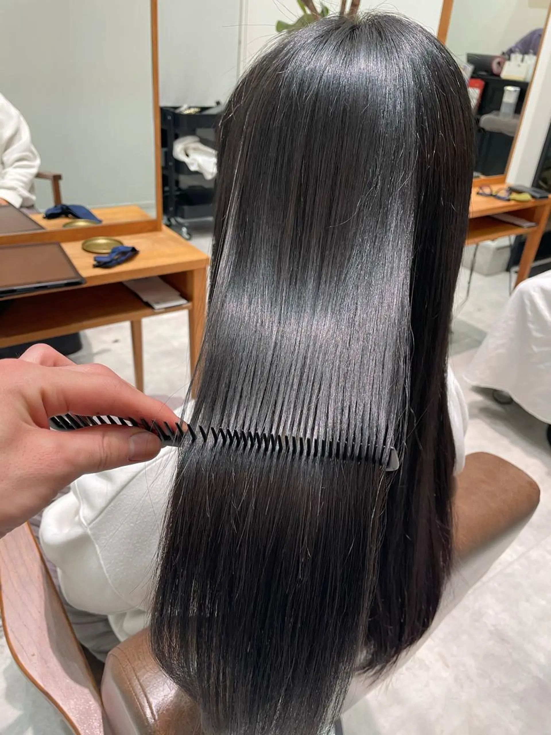 ロング 縮毛矯正 明石 歩樹のヘアスタイル