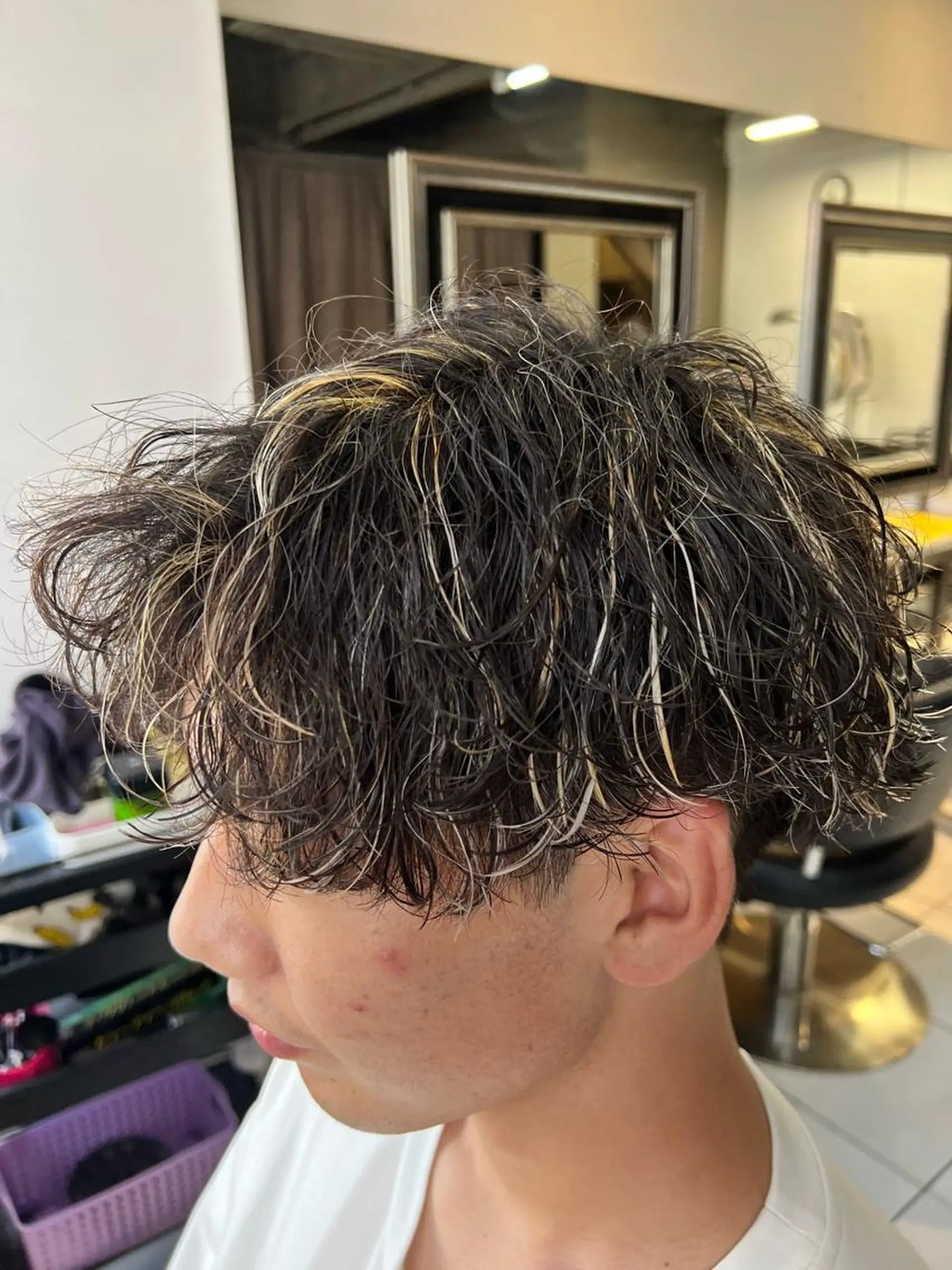 パーマ メンズ センターパート フェードカット カルマパーマ メンズメッシュ マッシュ パーマ特化美容師 茂木広幸のヘアスタイル