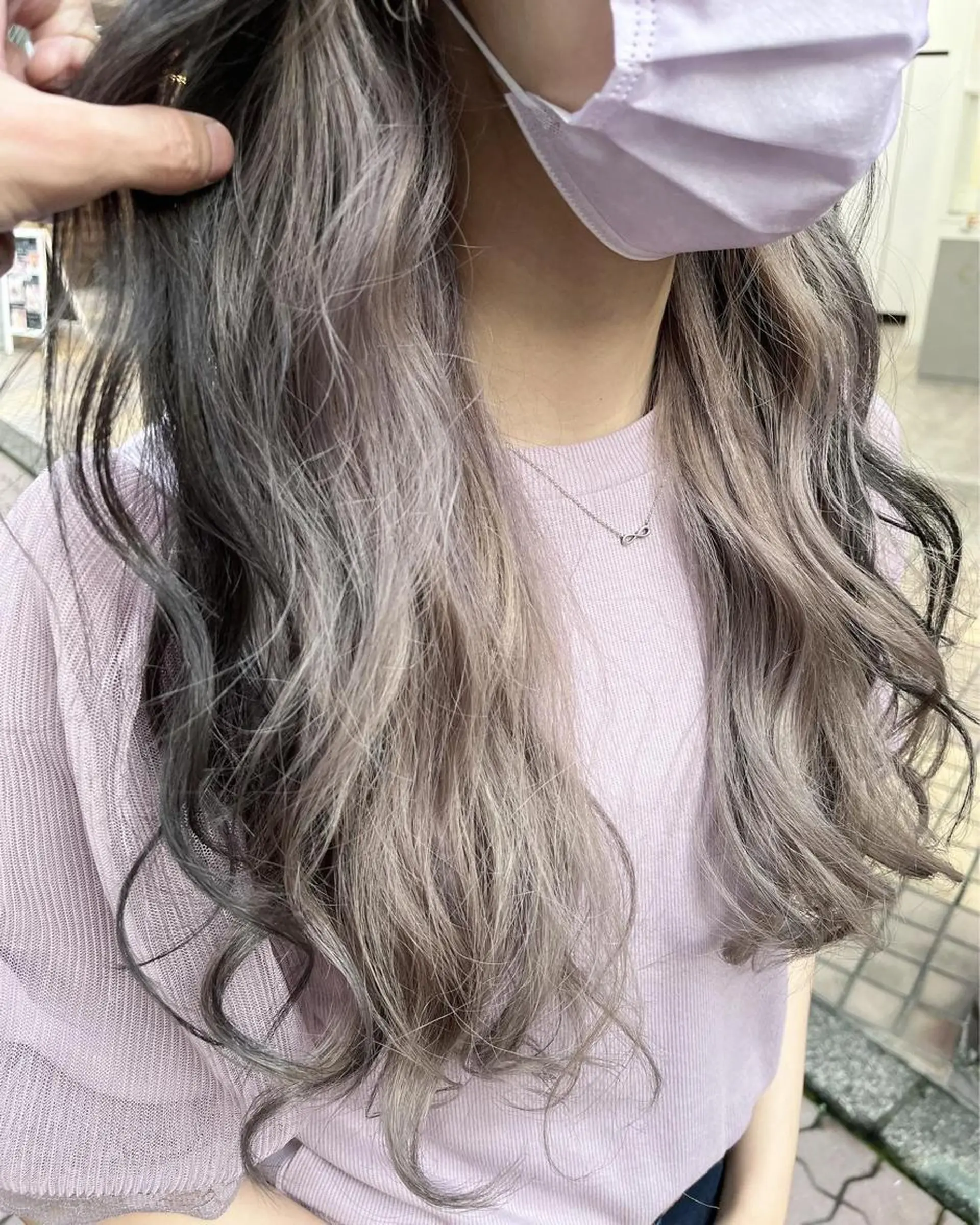 ロング カラー ショートボブ アッシュ バレイヤージュ ミストバング ベージュカラー カット ヘアカラー トリートメント 原宿サロン代表 デザインカラー伊藤卓のヘアスタイル