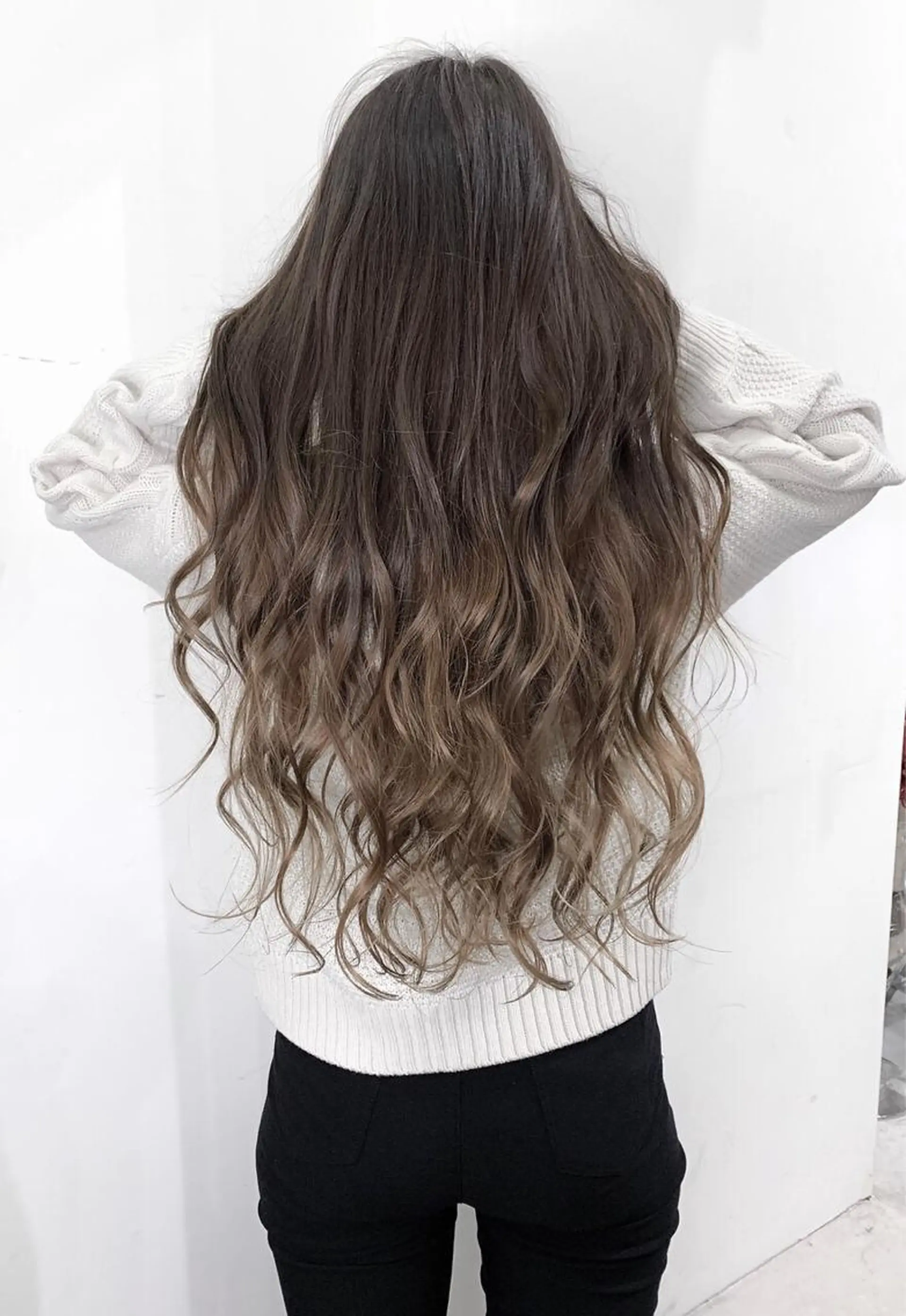 ロング 👑圧倒的カラー👑 佐々木祐希のヘアスタイル